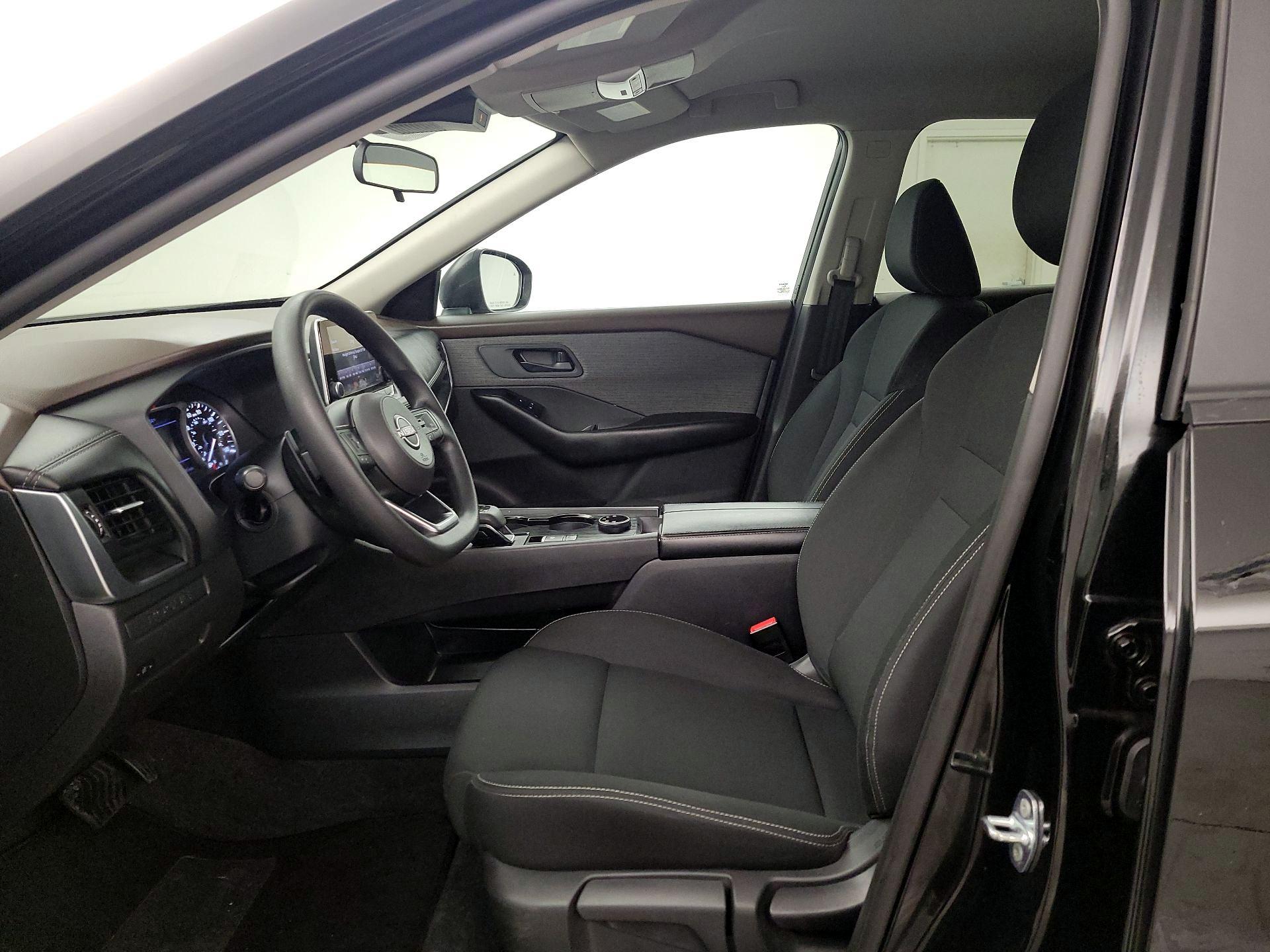 Thumbnail: 2023 Nissan Rogue - 11