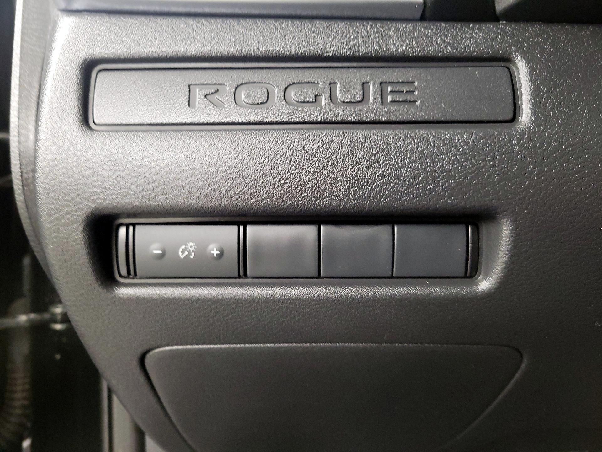 Thumbnail: 2023 Nissan Rogue - 13