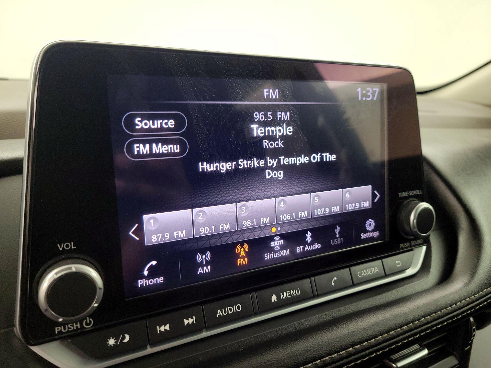 Thumbnail: 2023 Nissan Rogue - 15