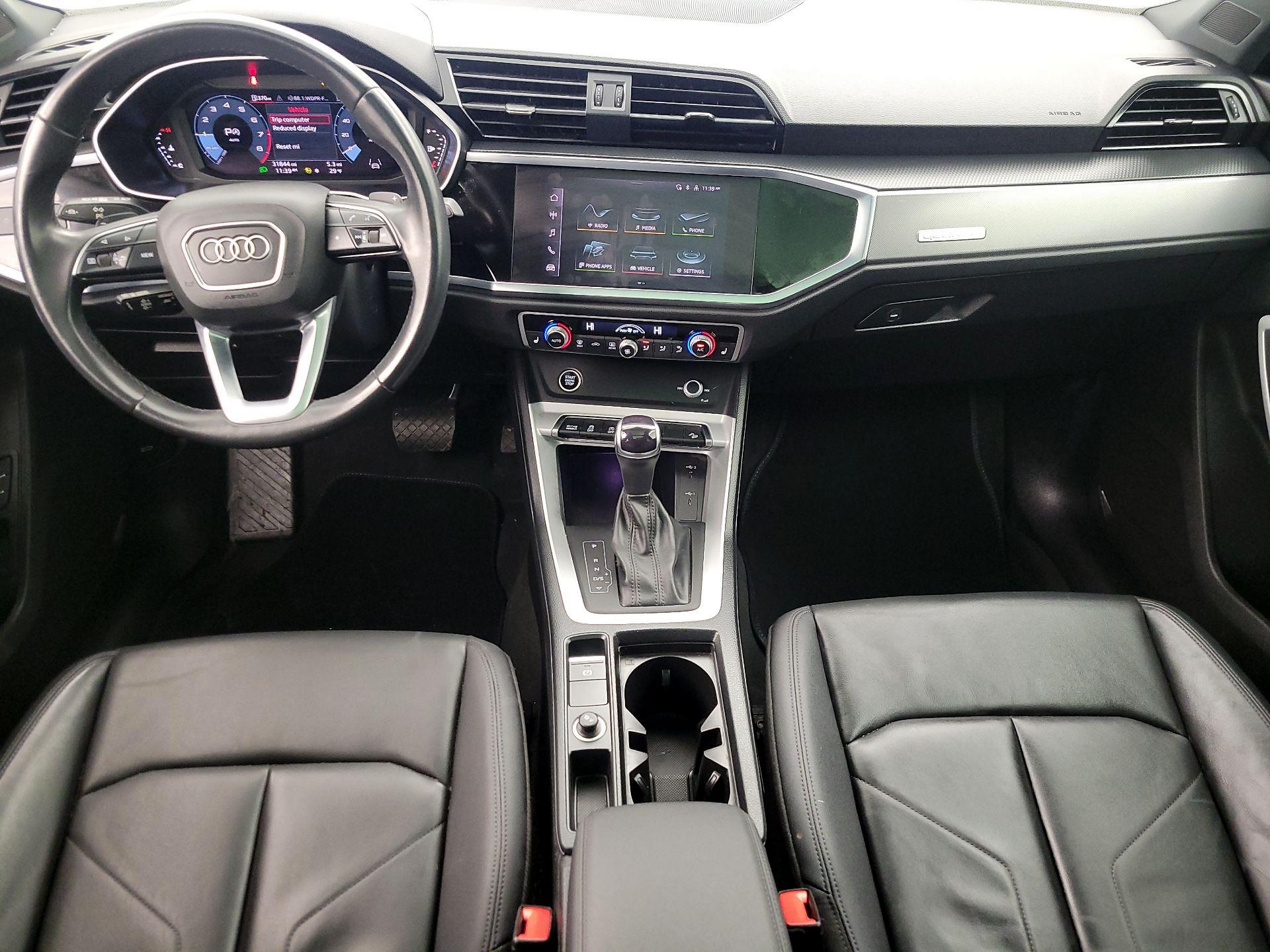 Thumbnail: 2022 Audi Q3 - 9