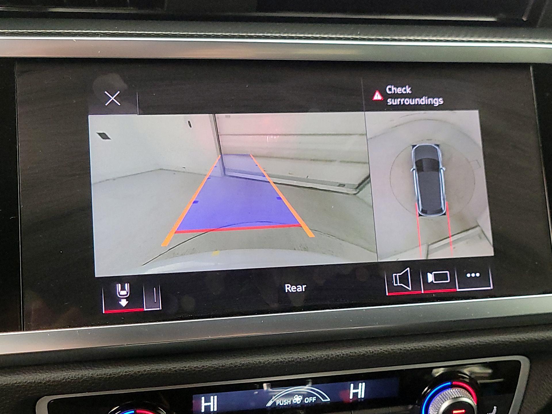 Thumbnail: 2022 Audi Q3 - 14