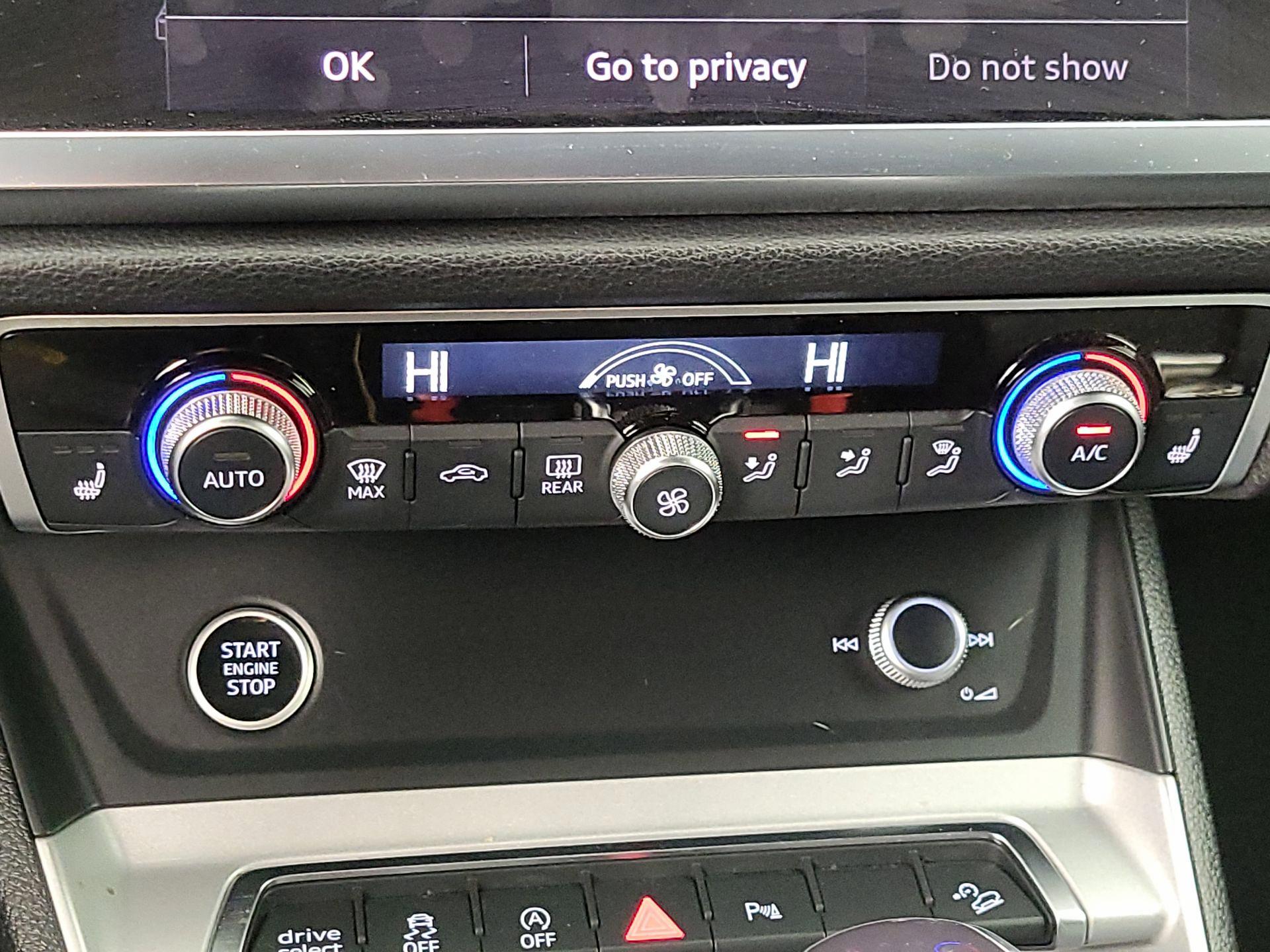 Thumbnail: 2022 Audi Q3 - 16