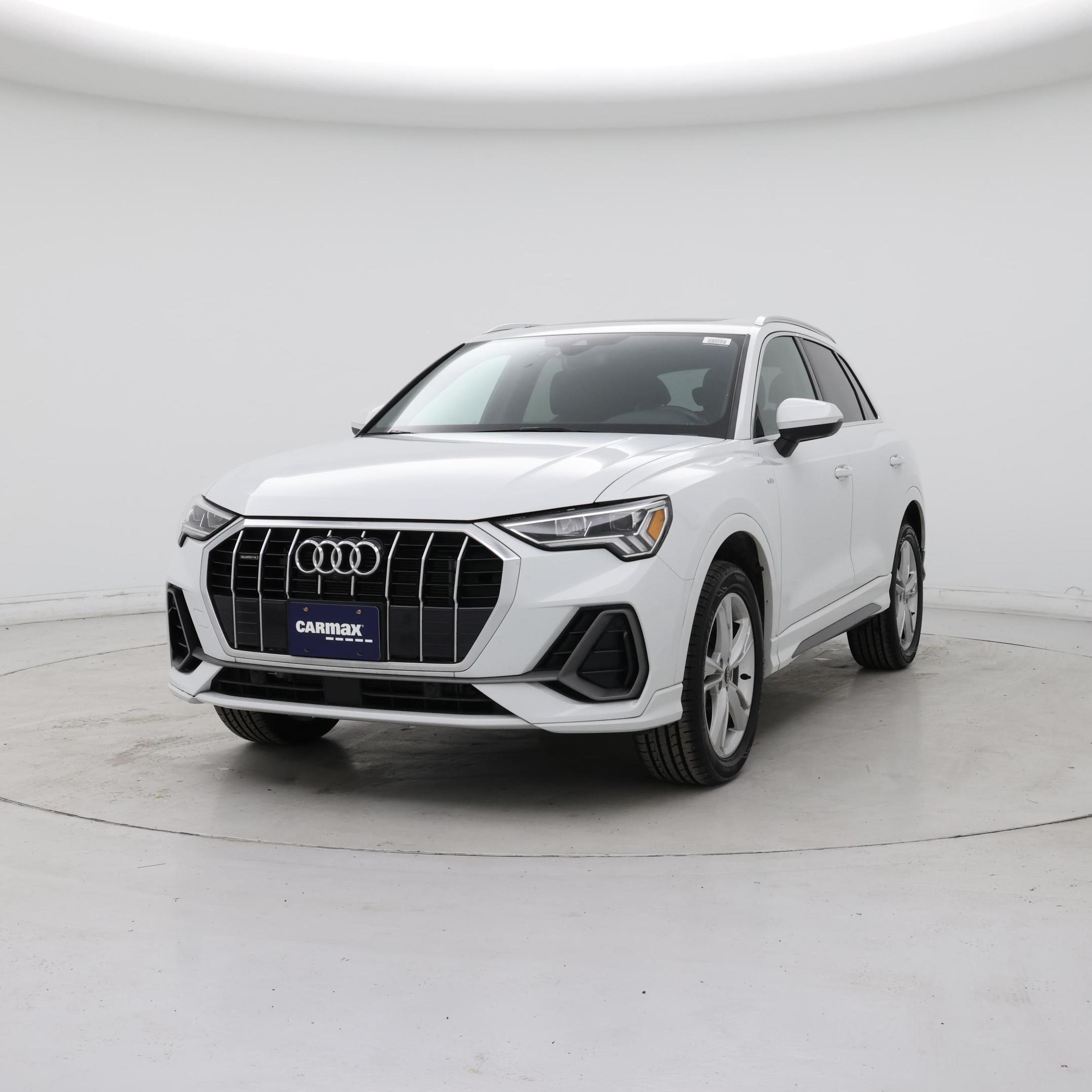 Thumbnail: 2022 Audi Q3 - 4