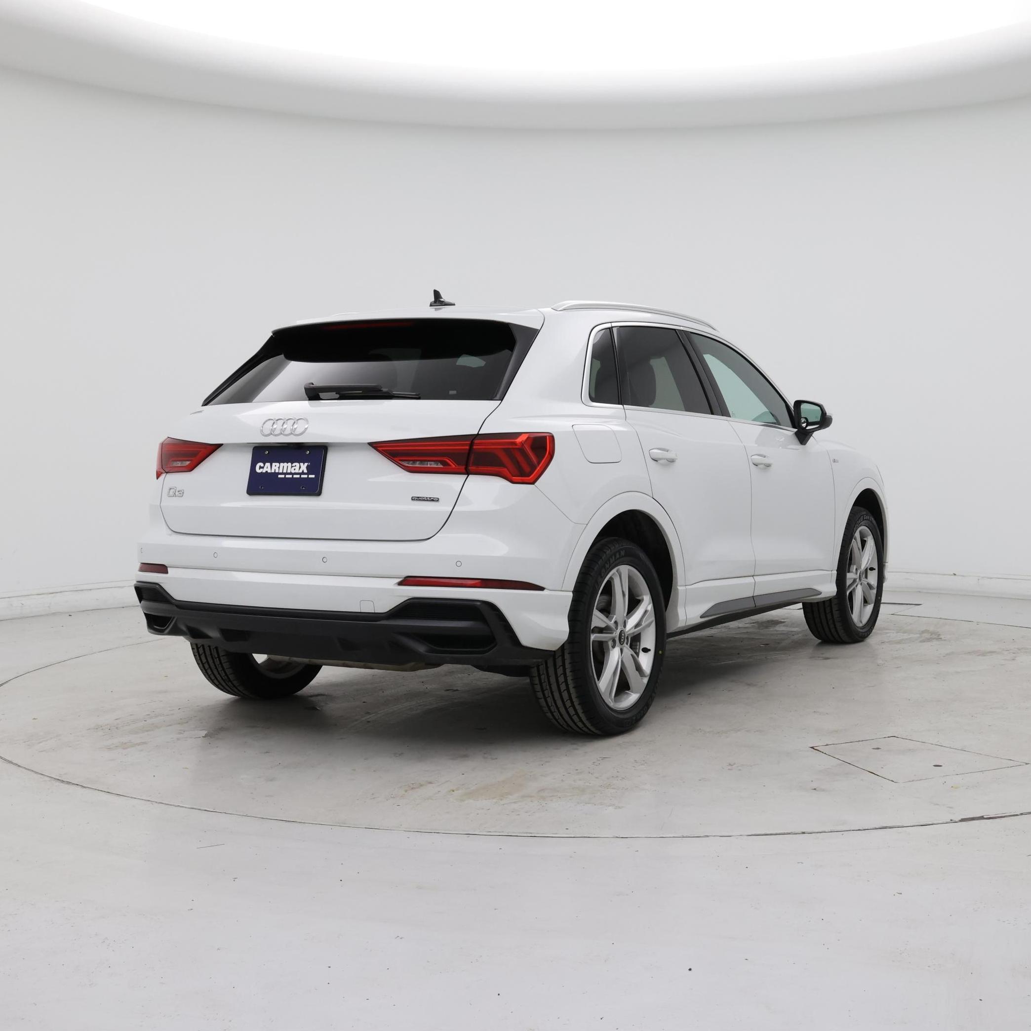 Thumbnail: 2022 Audi Q3 - 8