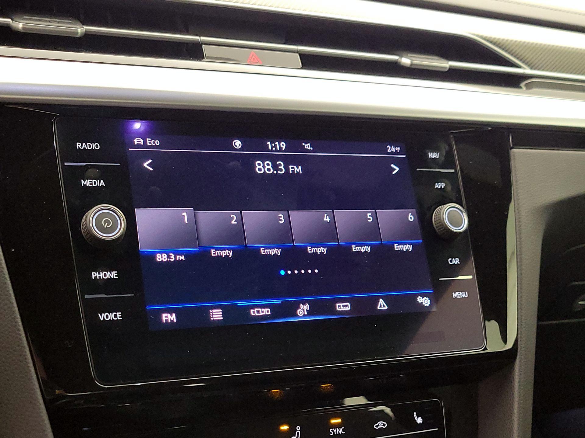 Thumbnail: 2022 Volkswagen Arteon - 16