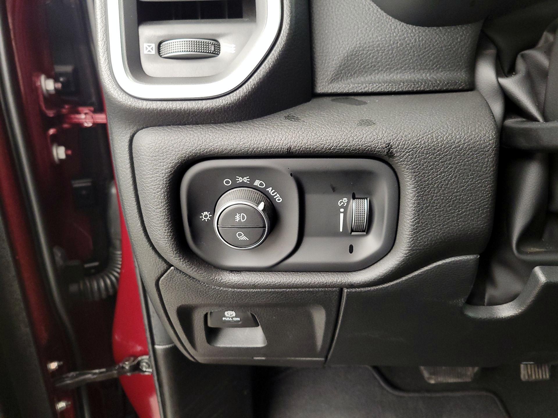 Thumbnail: 2024 RAM 1500 - 13