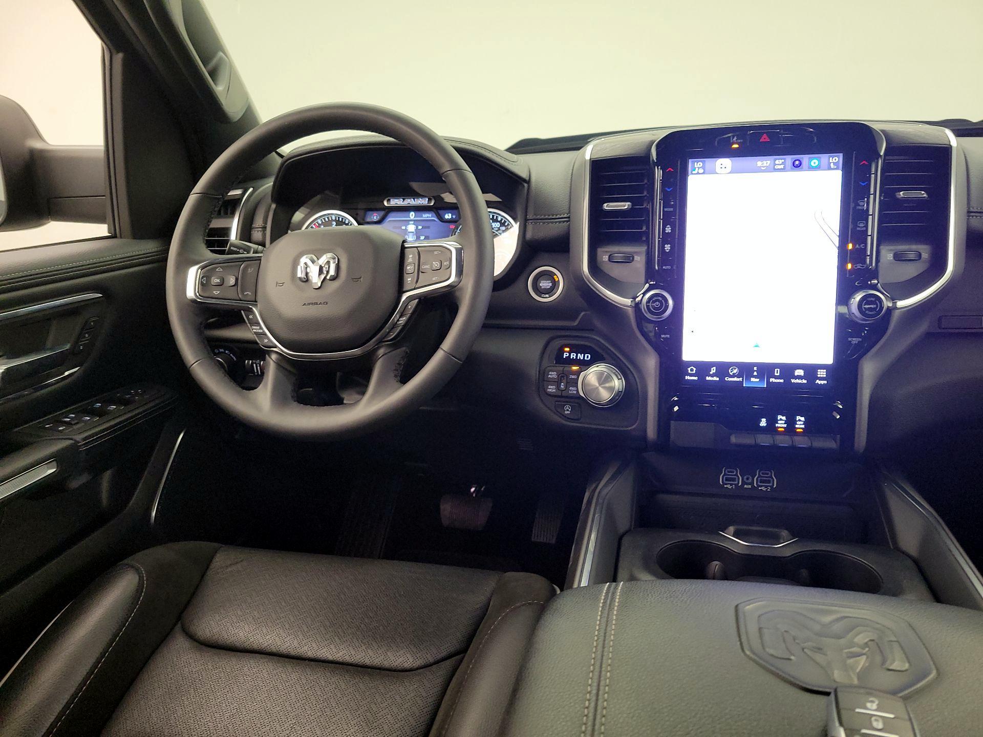 Thumbnail: 2025 RAM 1500 - 10