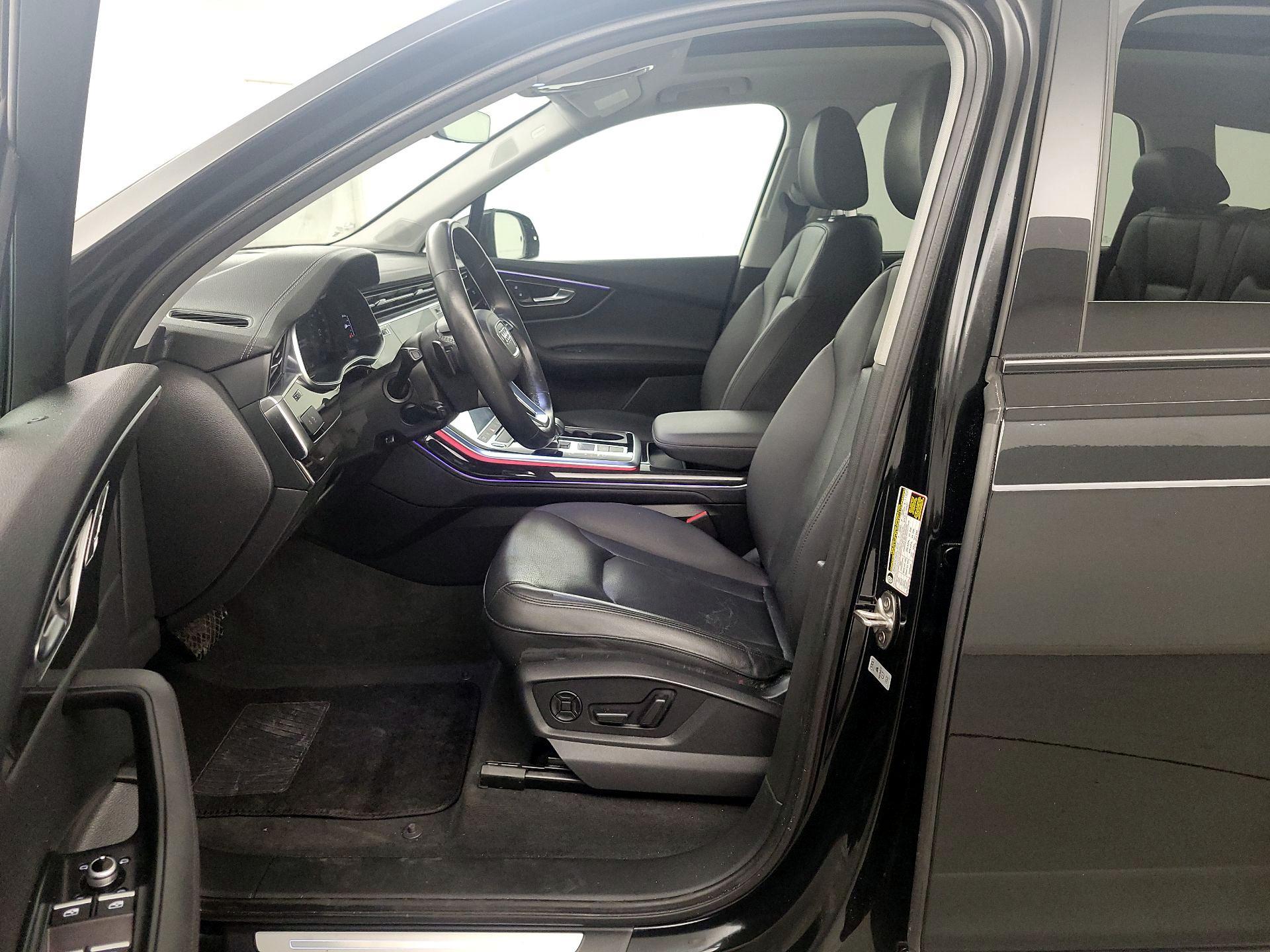 Thumbnail: 2023 Audi Q7 - 11