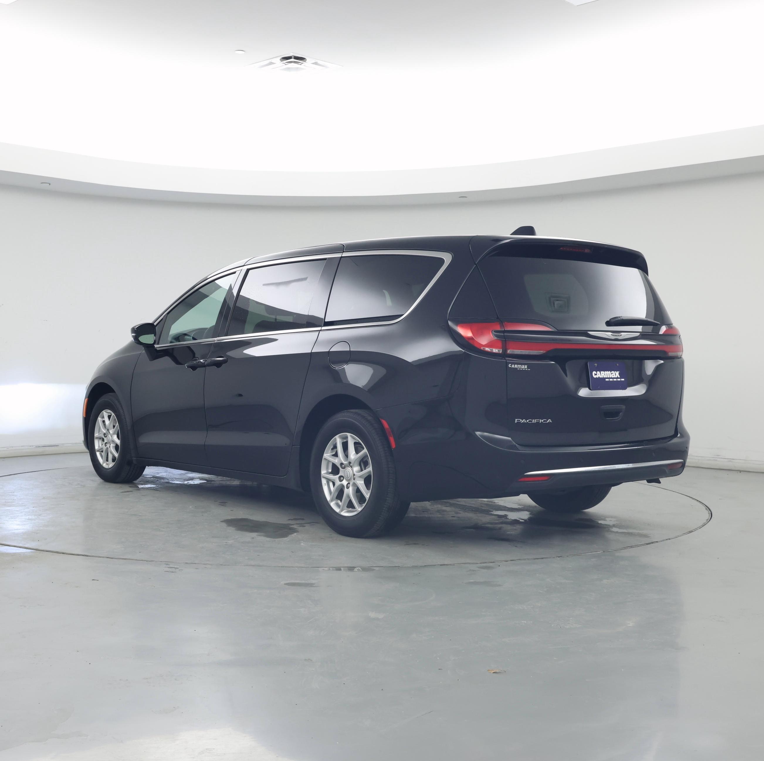 Thumbnail: 2025 Chrysler Pacifica - 2