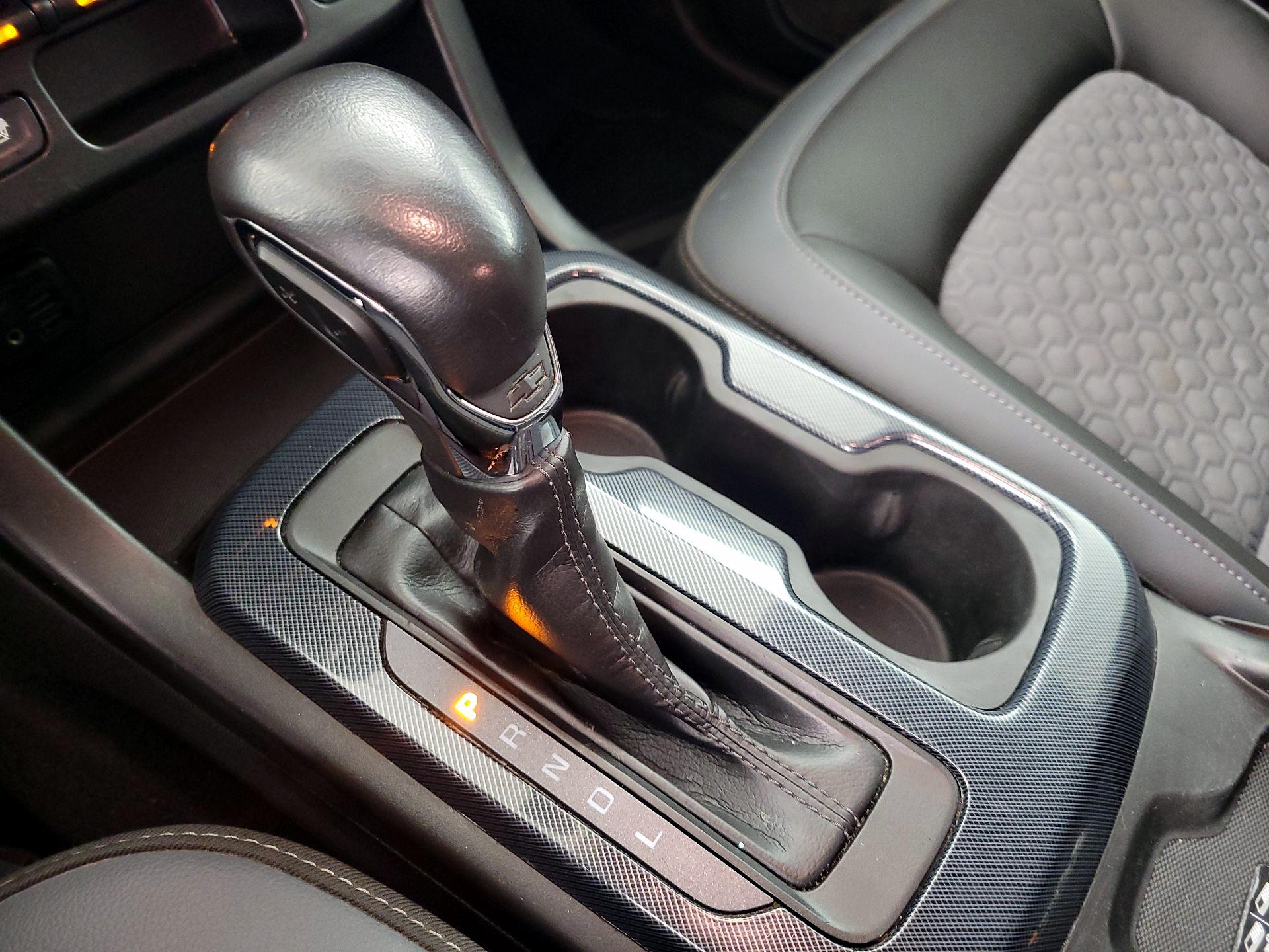 Thumbnail: 2022 Chevrolet Colorado - 18