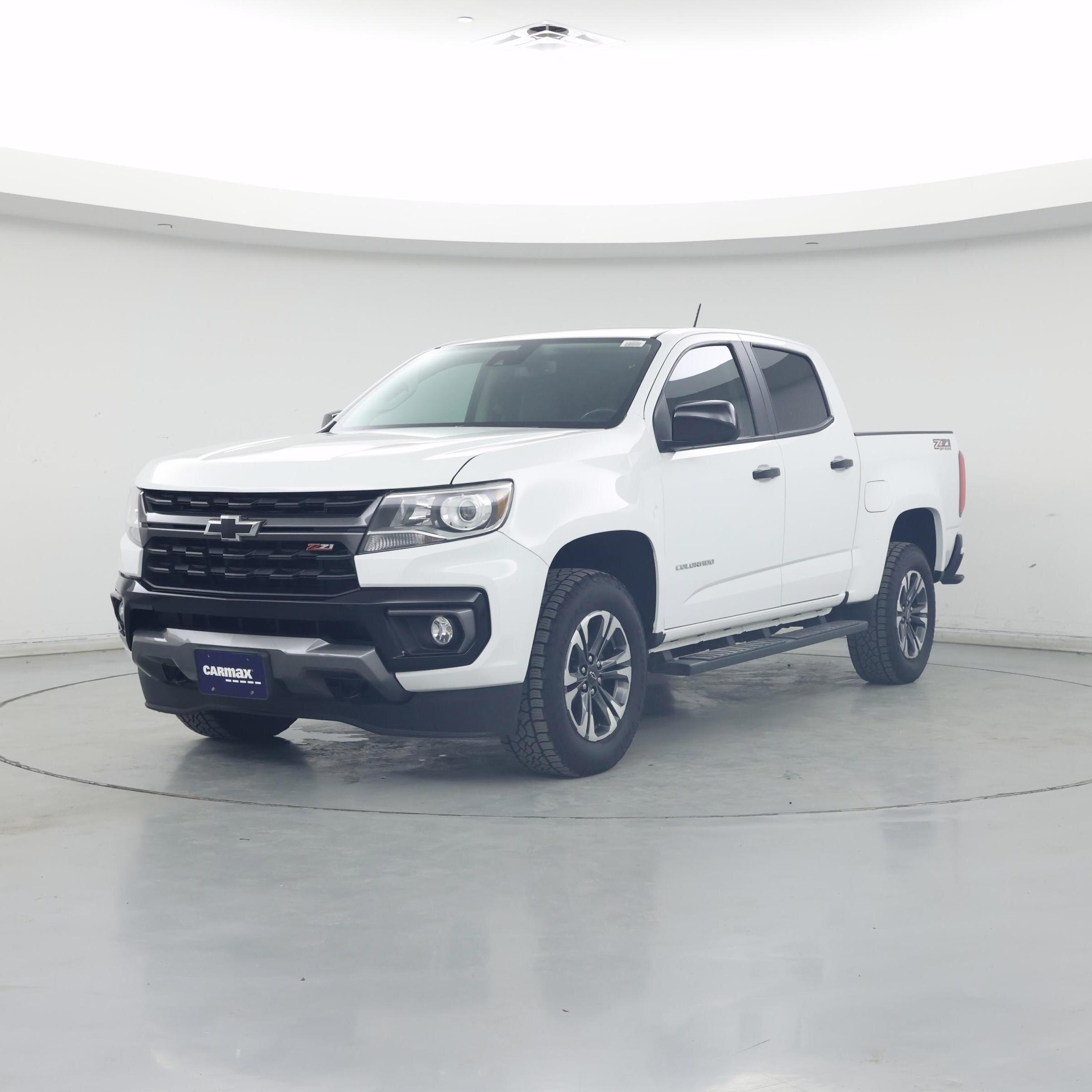 Thumbnail: 2022 Chevrolet Colorado - 4