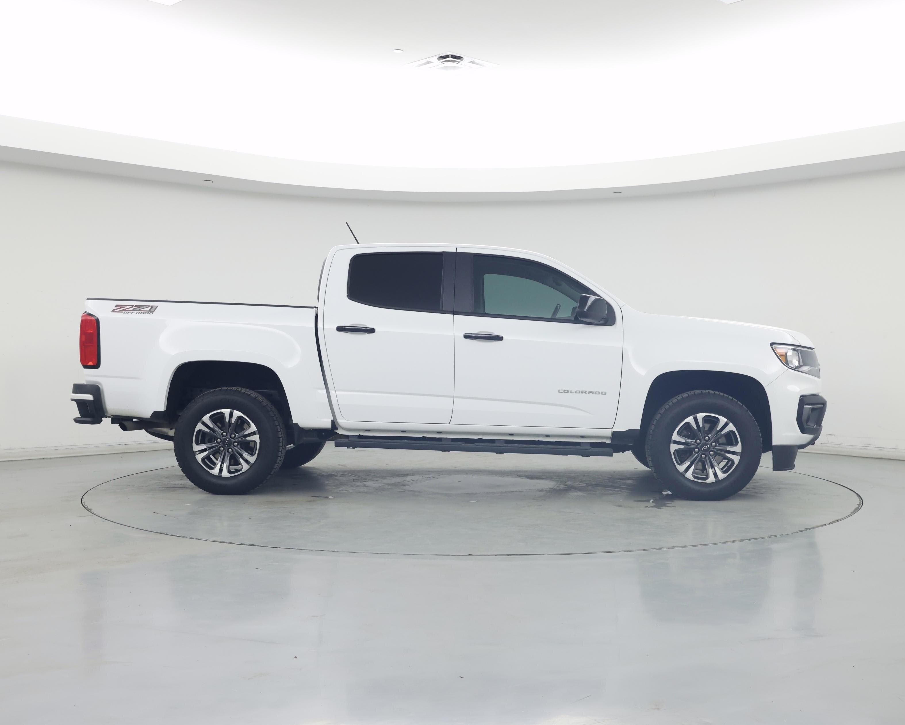 Thumbnail: 2022 Chevrolet Colorado - 7