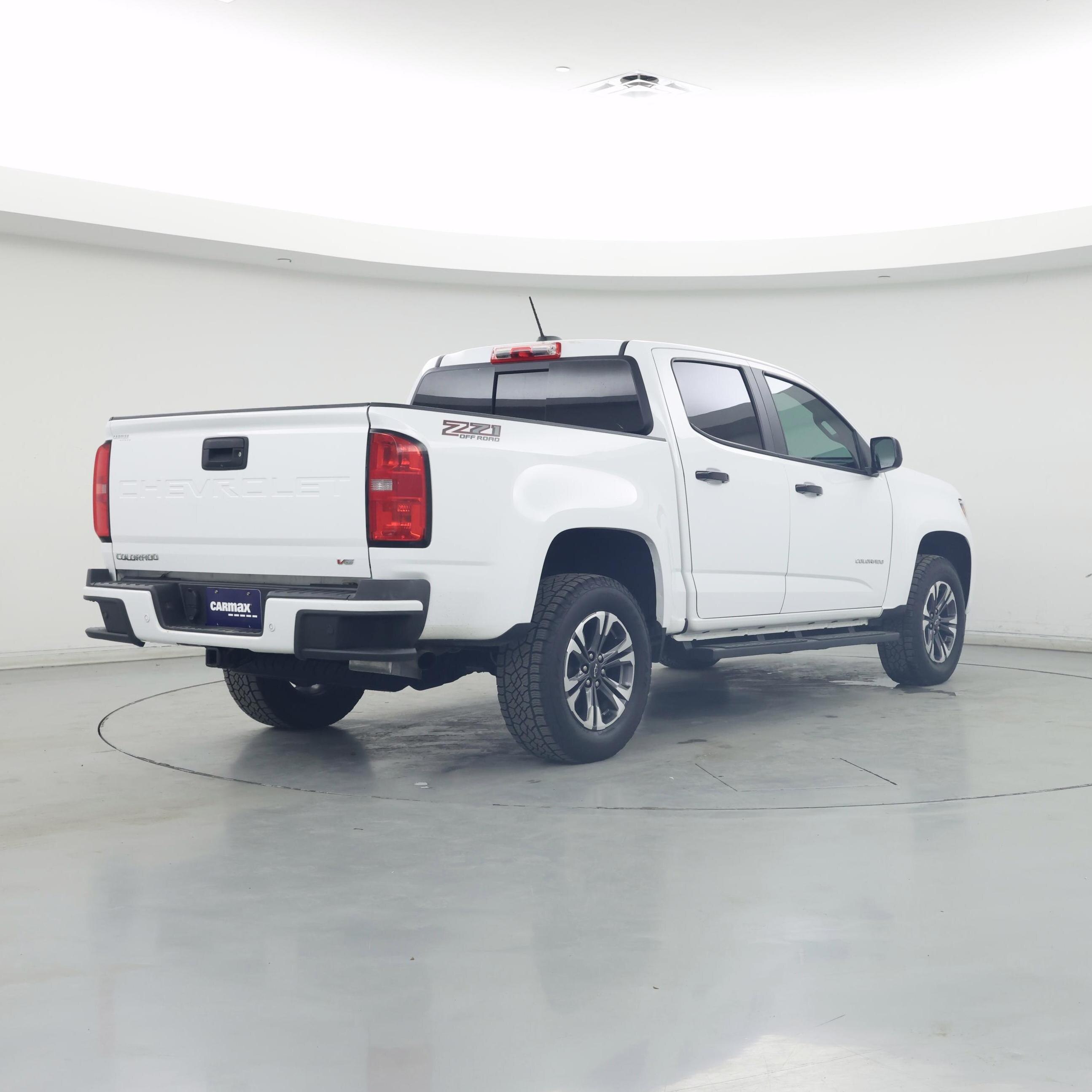 Thumbnail: 2022 Chevrolet Colorado - 8