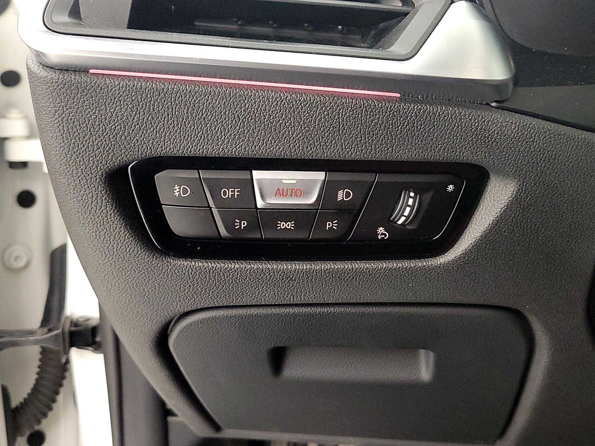 Thumbnail: 2021 BMW 4 Series - 13