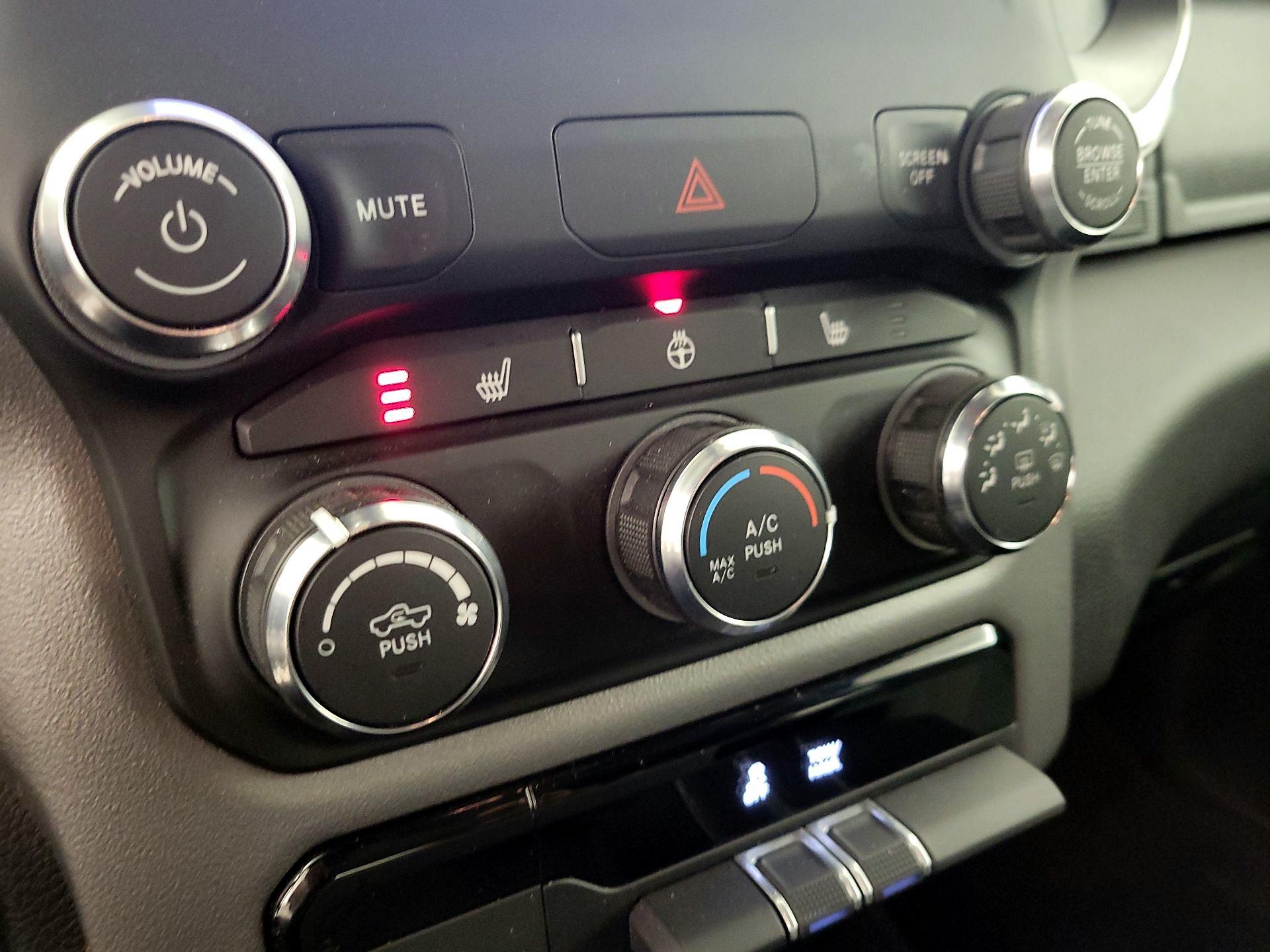 Thumbnail: 2024 RAM 1500 - 16