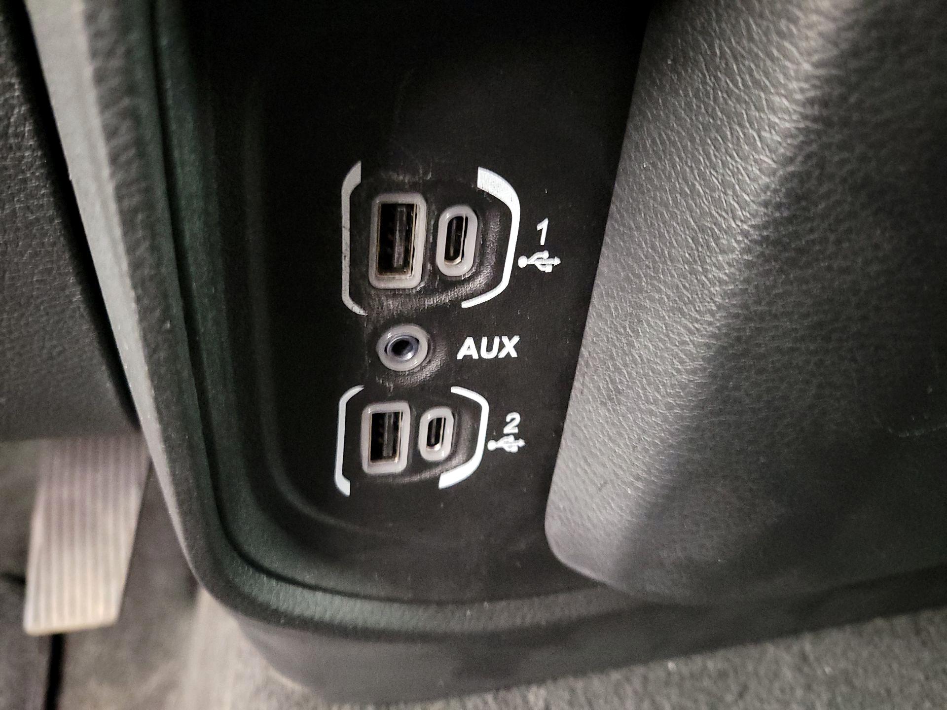 Thumbnail: 2024 RAM 1500 - 18