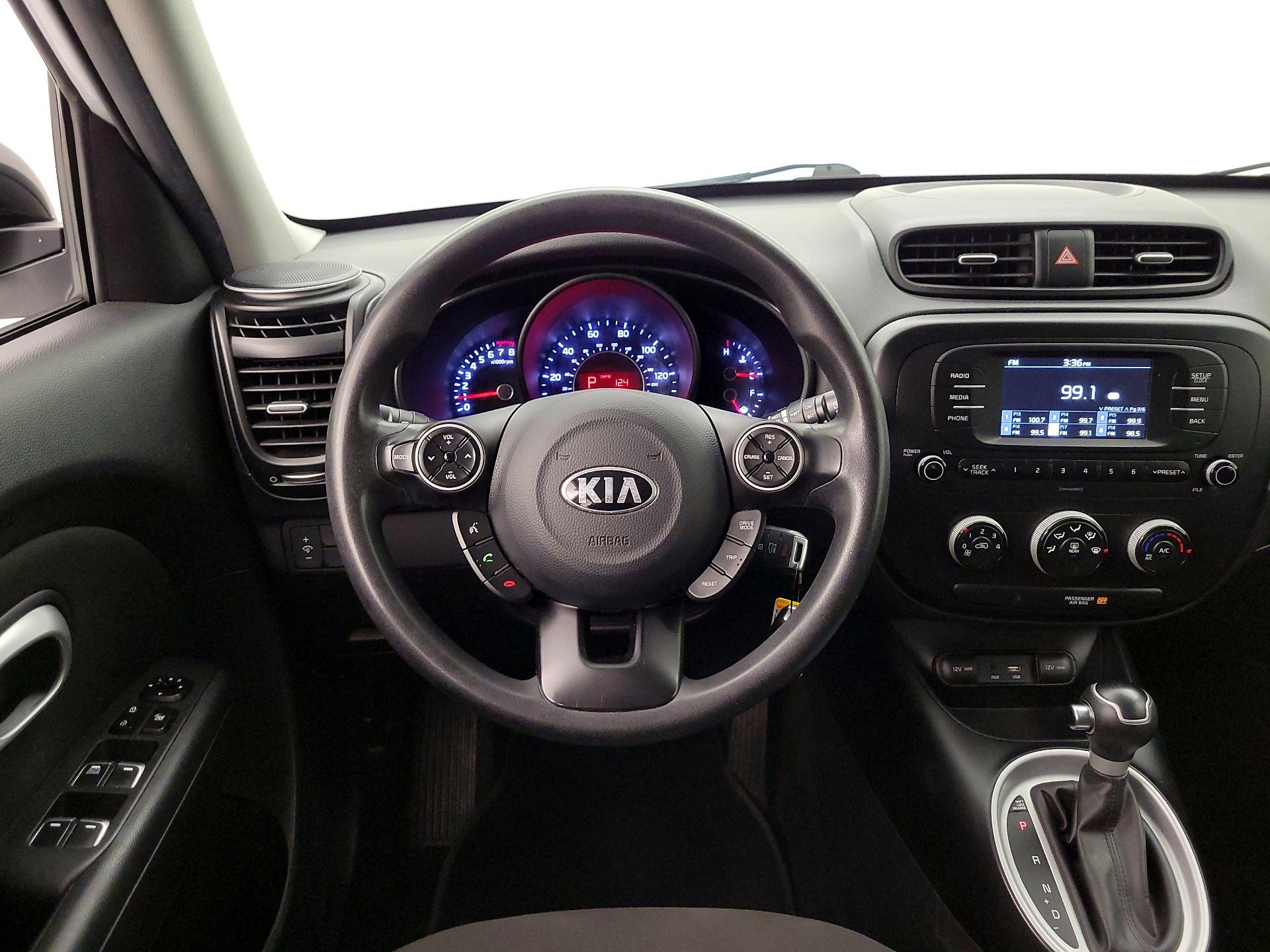 Thumbnail: 2017 Kia Soul - 10