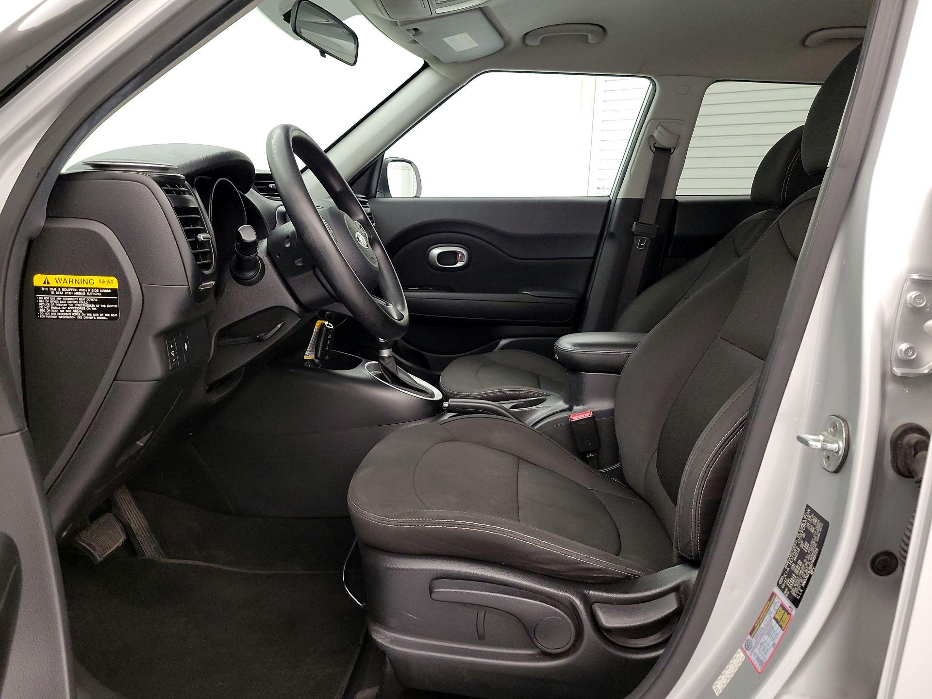 Thumbnail: 2017 Kia Soul - 11