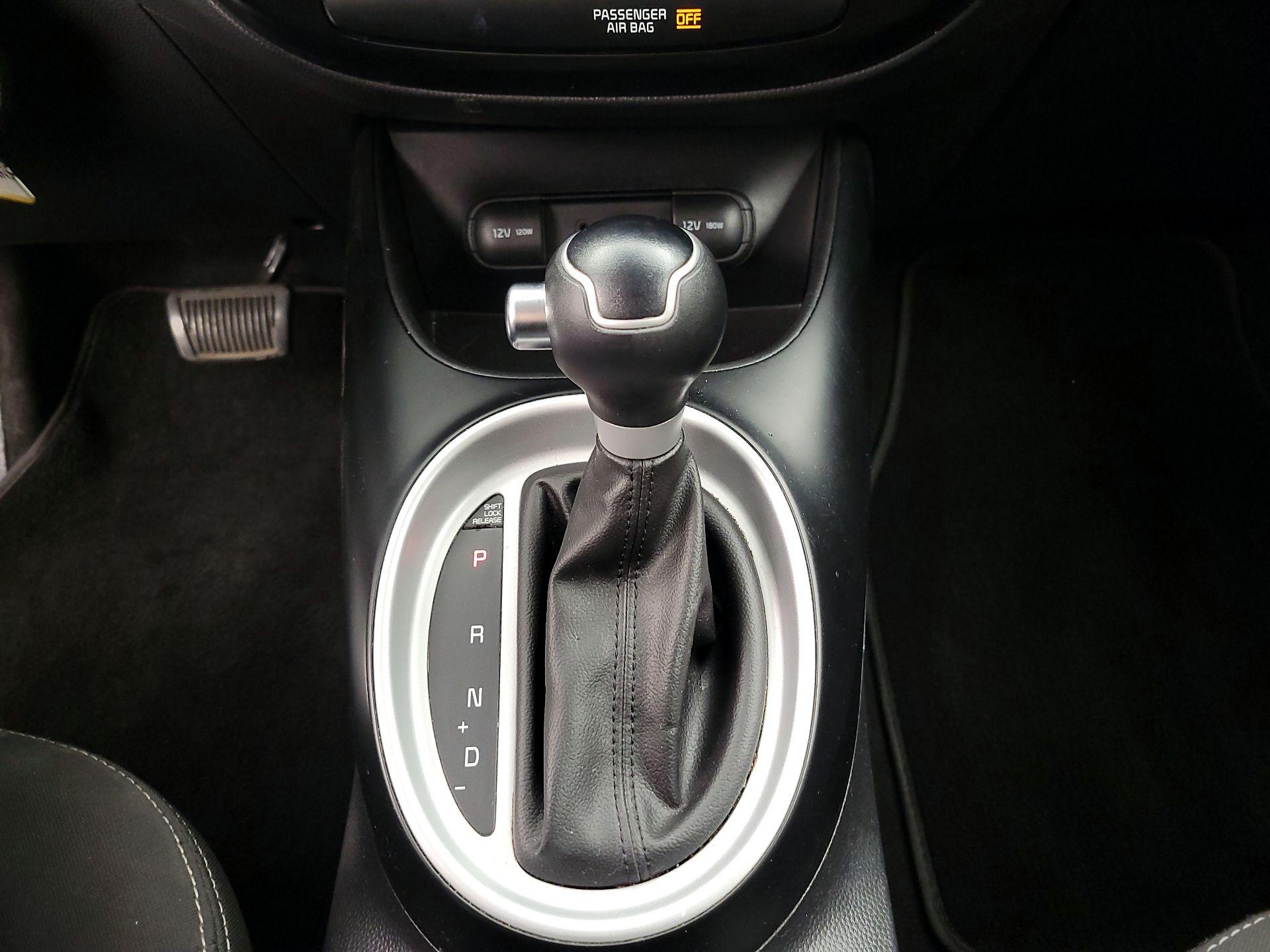 Thumbnail: 2017 Kia Soul - 16