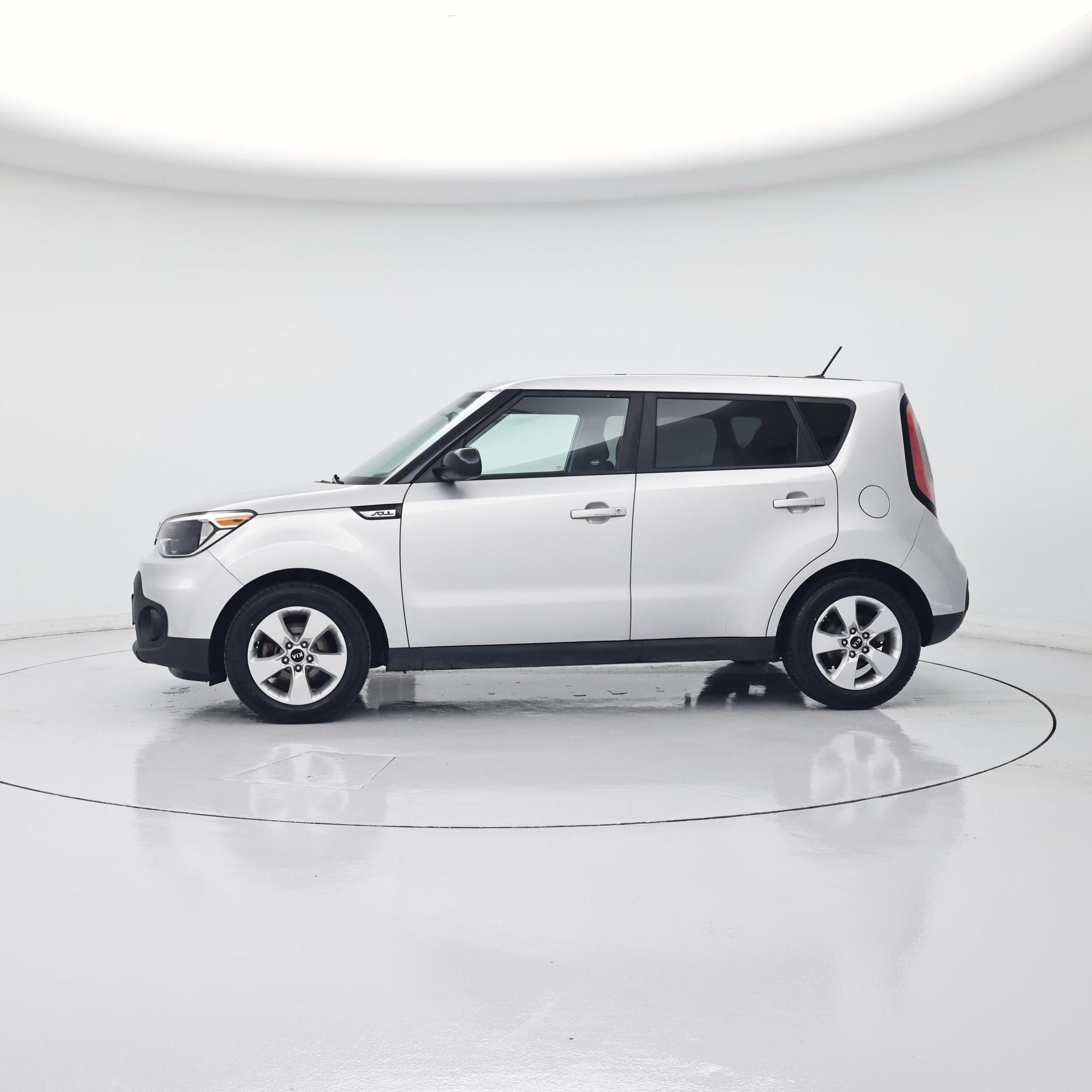 Thumbnail: 2017 Kia Soul - 3