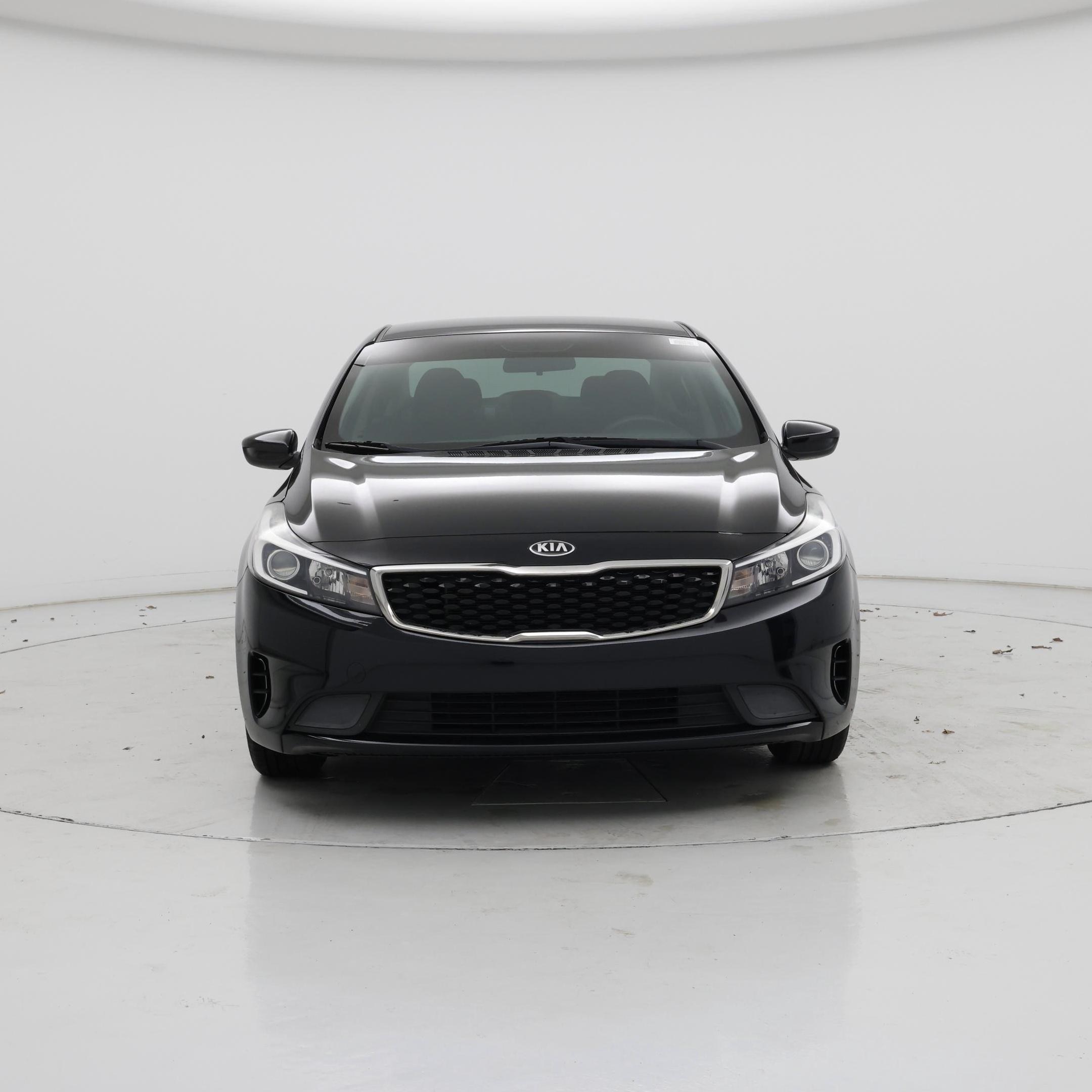 Thumbnail: 2017 Kia Forte - 5