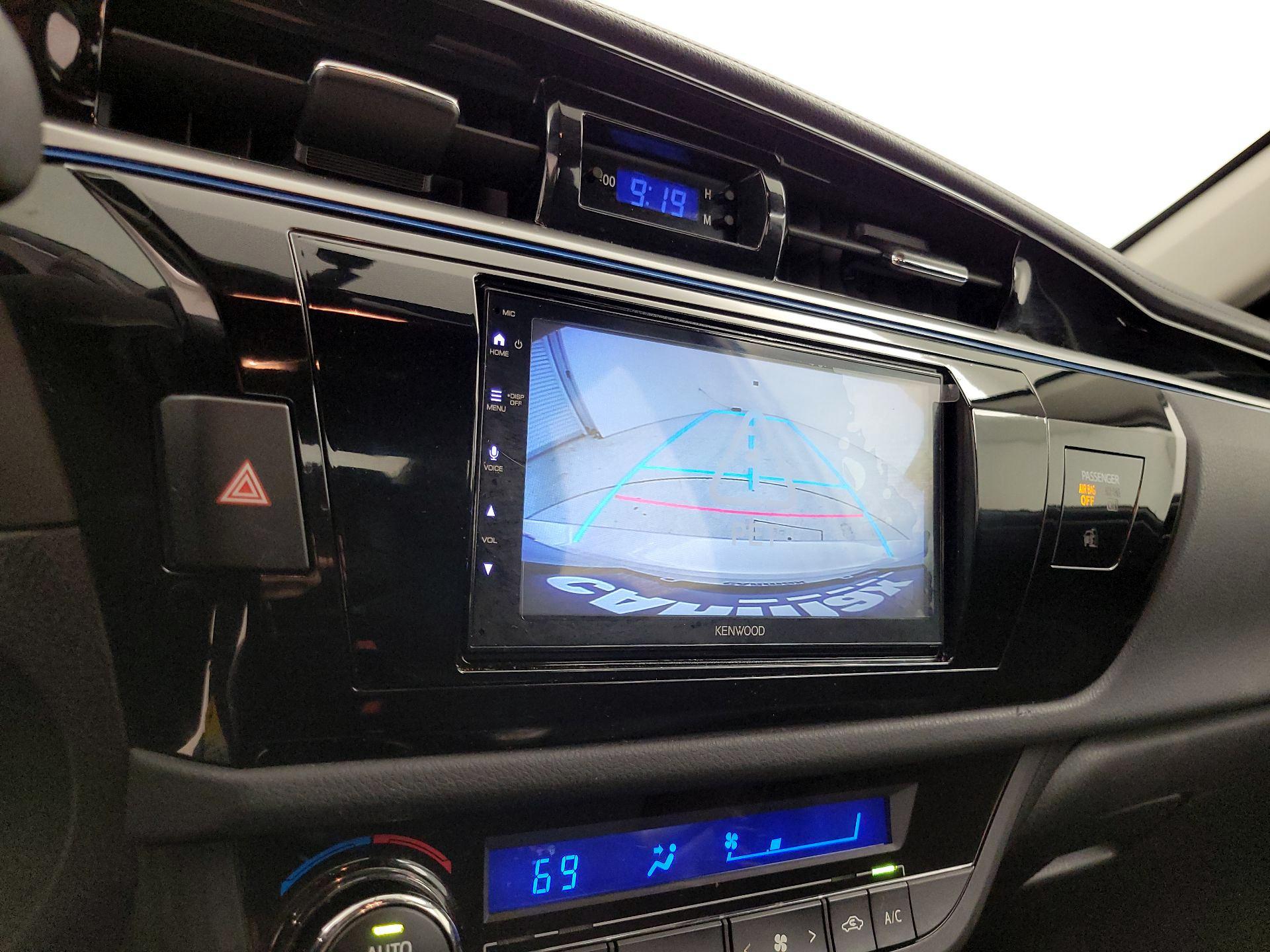 Thumbnail: 2014 Toyota Corolla - 14