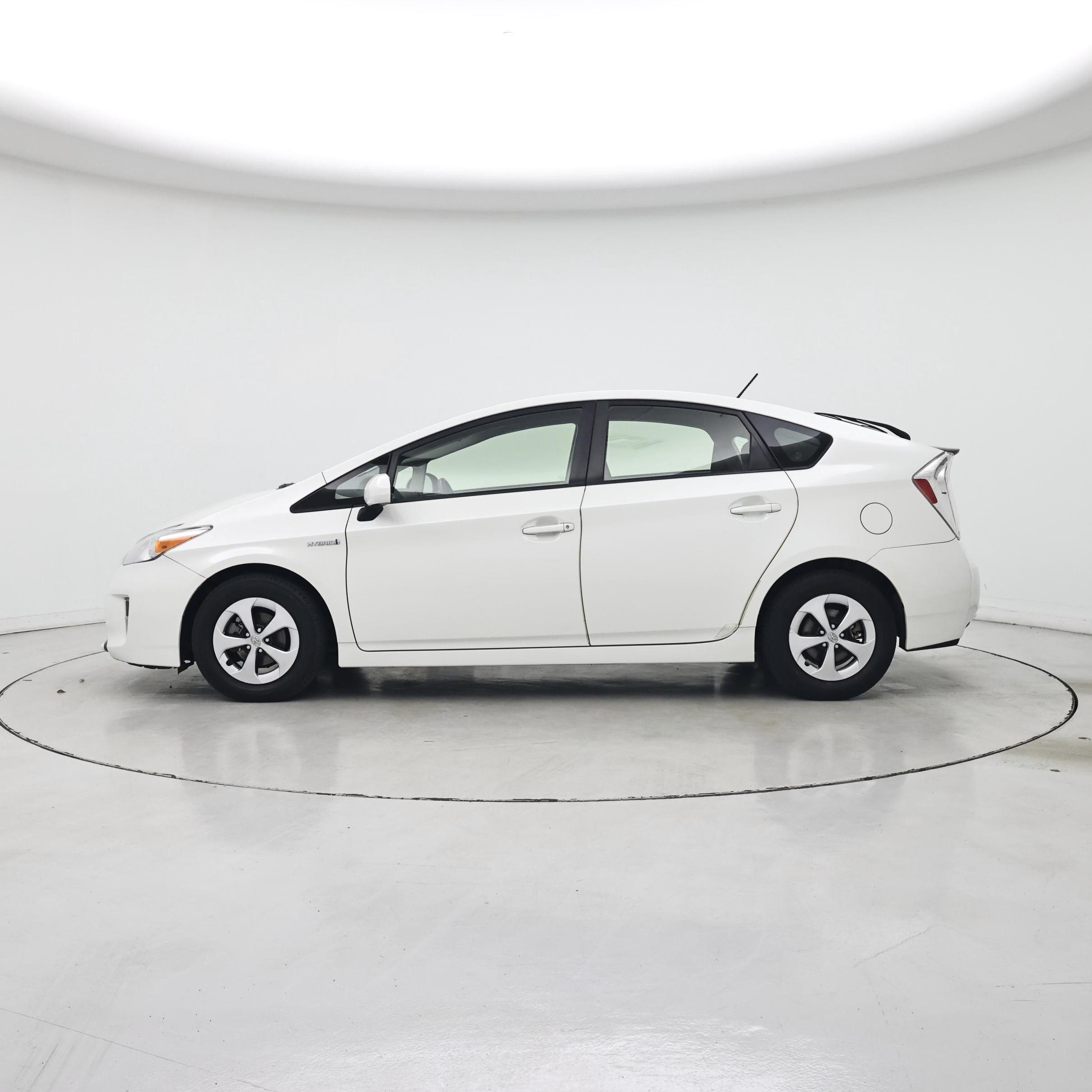 Thumbnail: 2014 Toyota Prius - 3