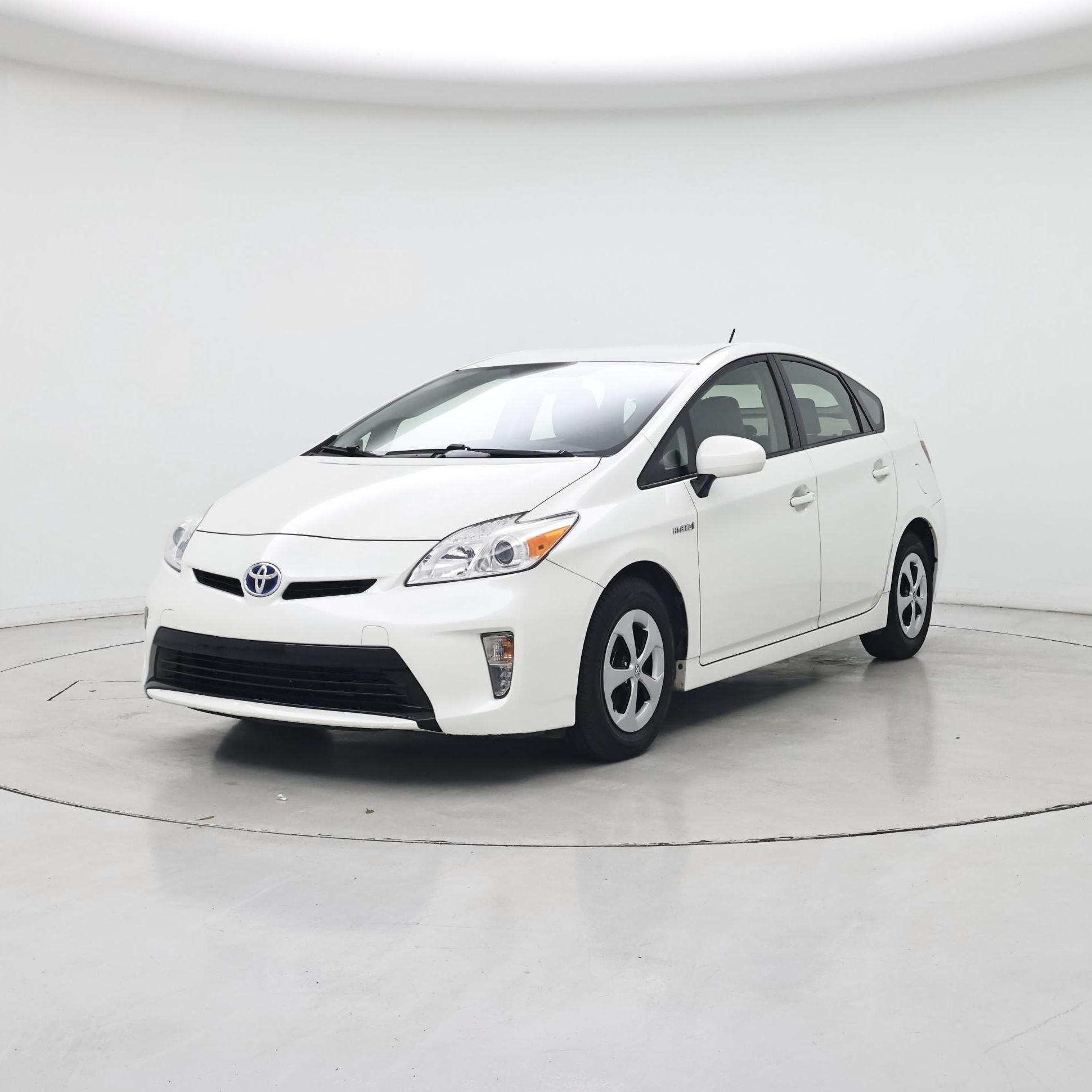 Thumbnail: 2014 Toyota Prius - 4