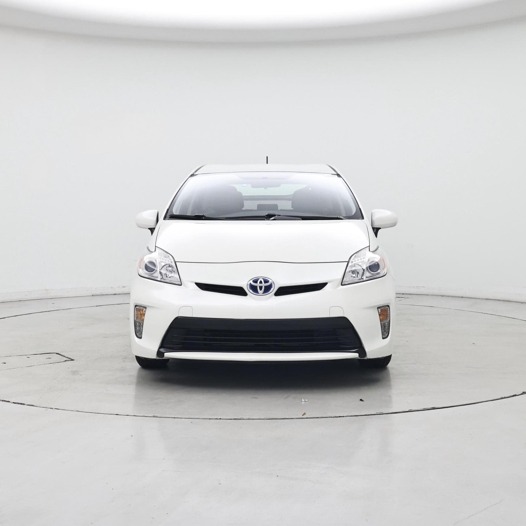 Thumbnail: 2014 Toyota Prius - 5