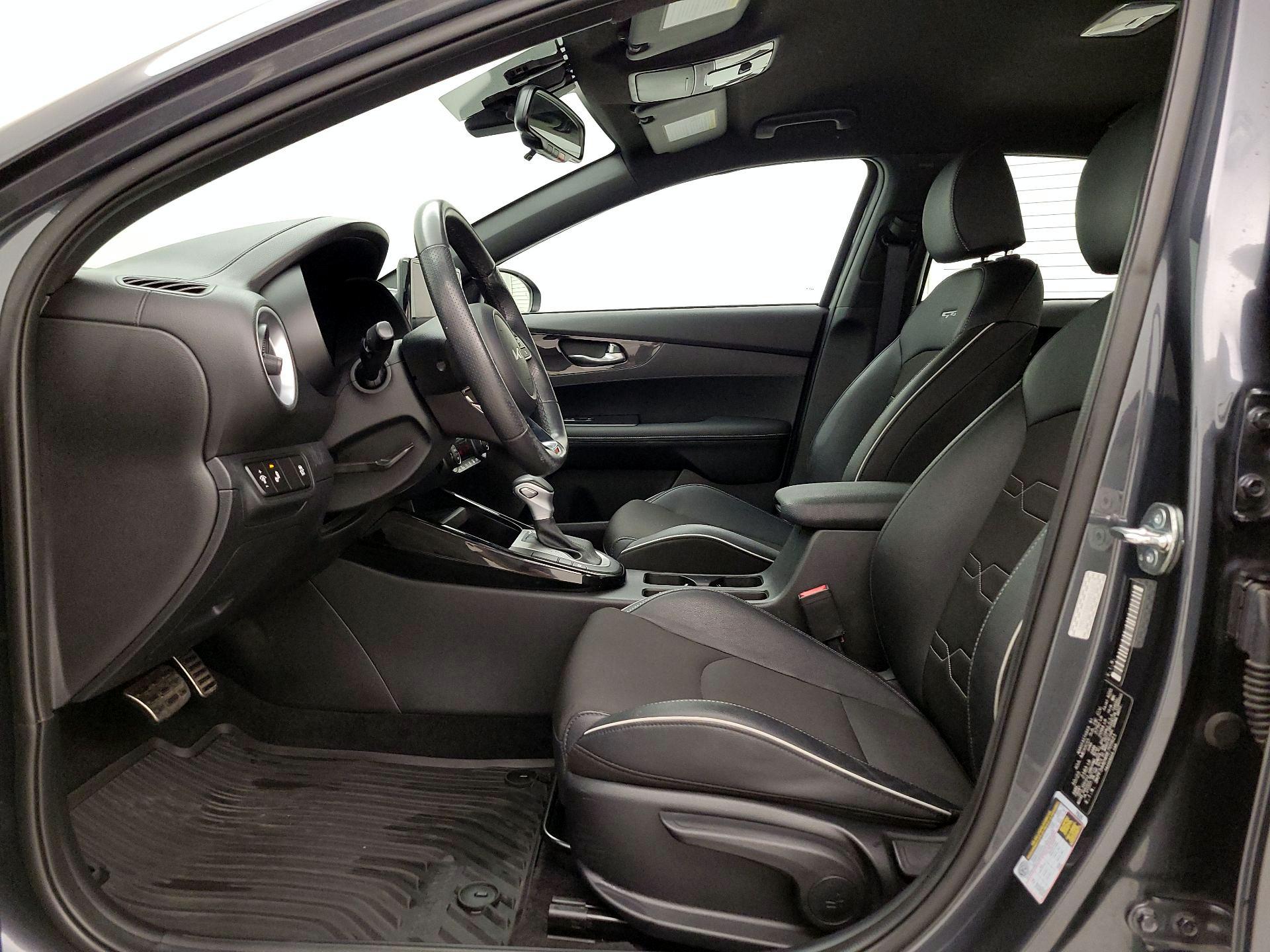 Thumbnail: 2024 Kia Forte - 11