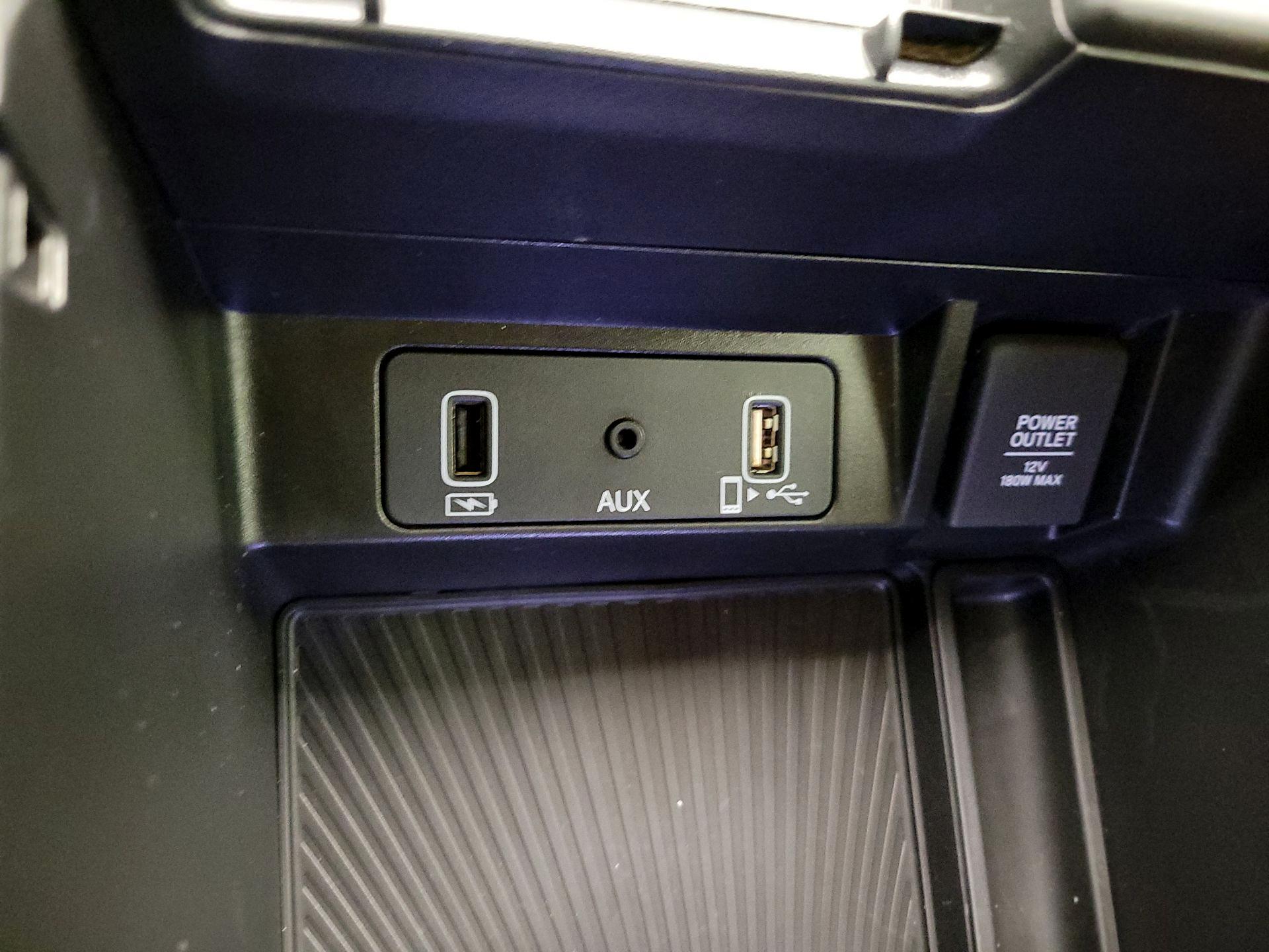 Thumbnail: 2022 Acura TLX - 19