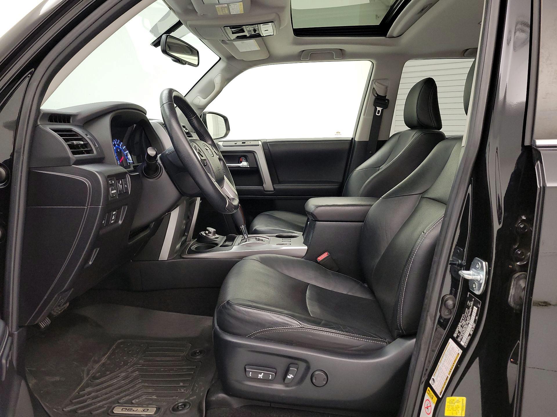 Thumbnail: 2019 Toyota 4Runner - 11