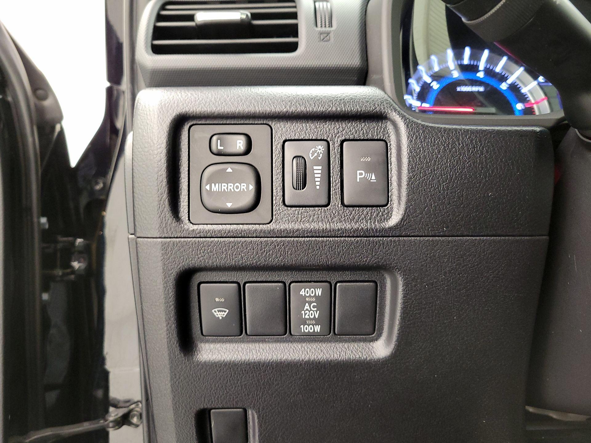 Thumbnail: 2019 Toyota 4Runner - 13