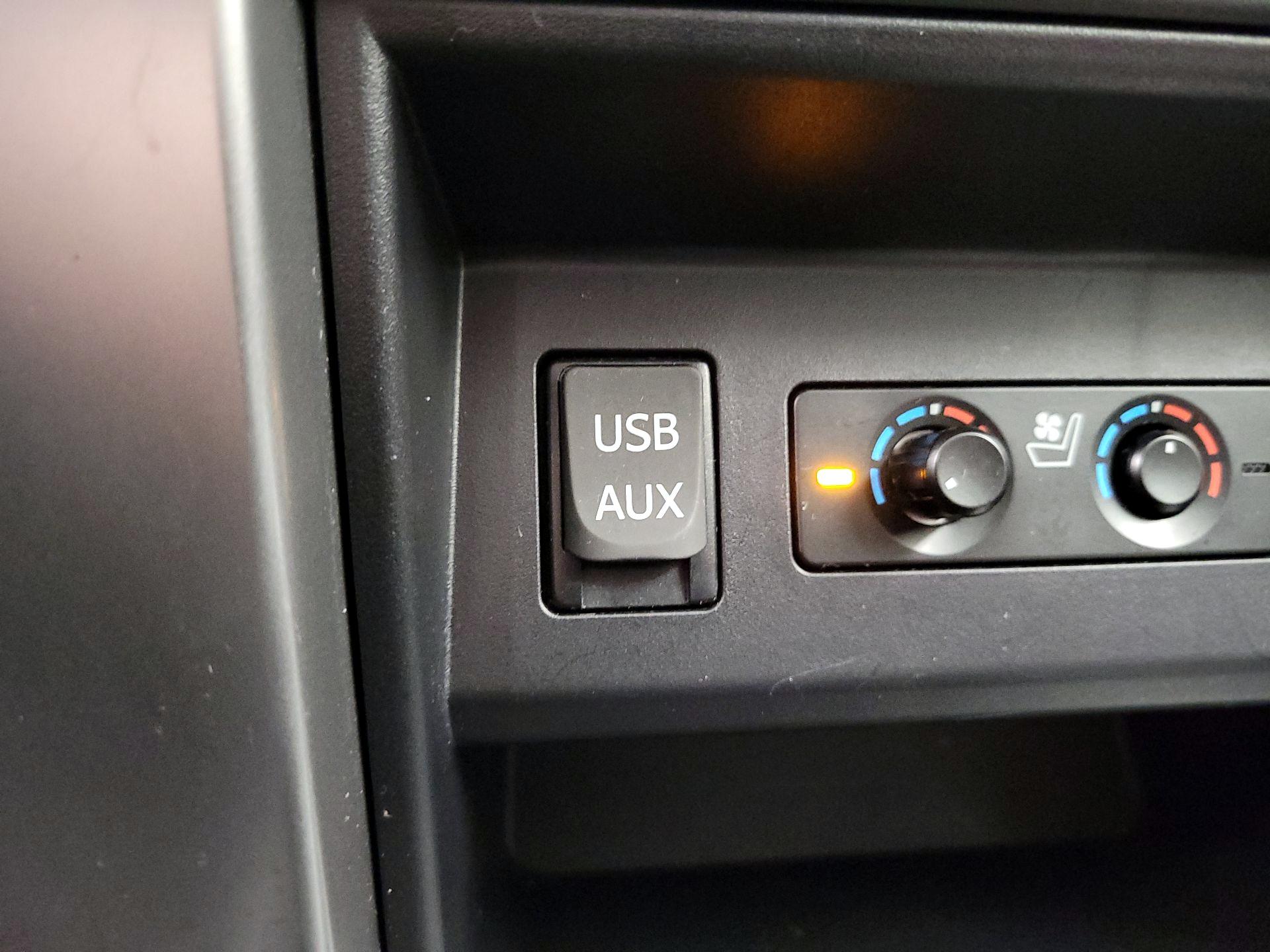 Thumbnail: 2019 Toyota 4Runner - 19