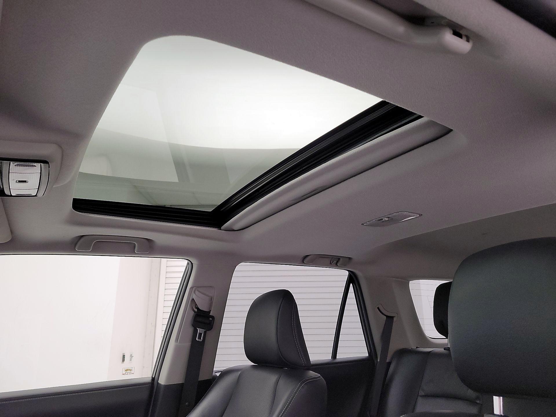 Thumbnail: 2019 Toyota 4Runner - 20