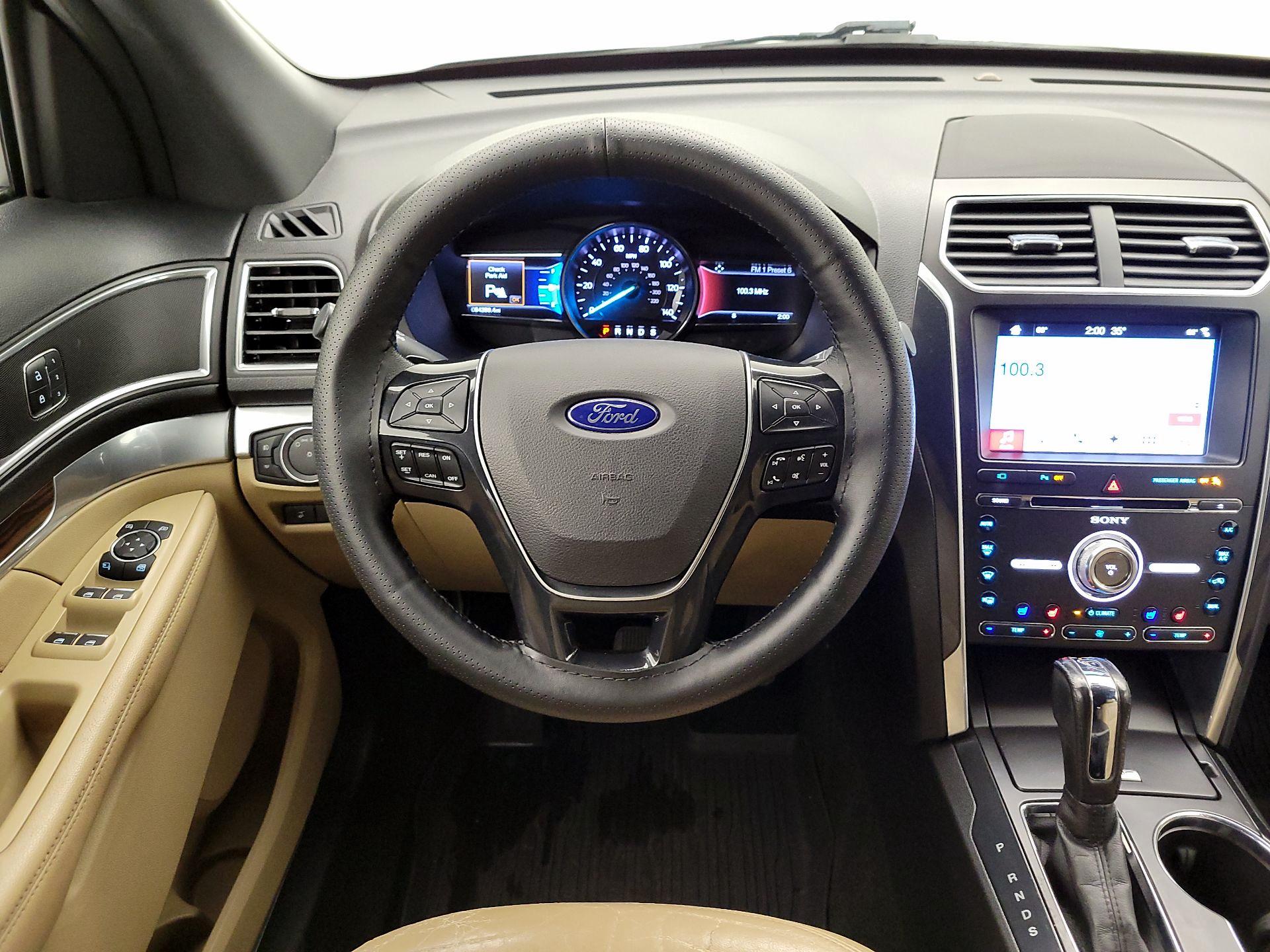 Thumbnail: 2017 Ford Explorer - 10