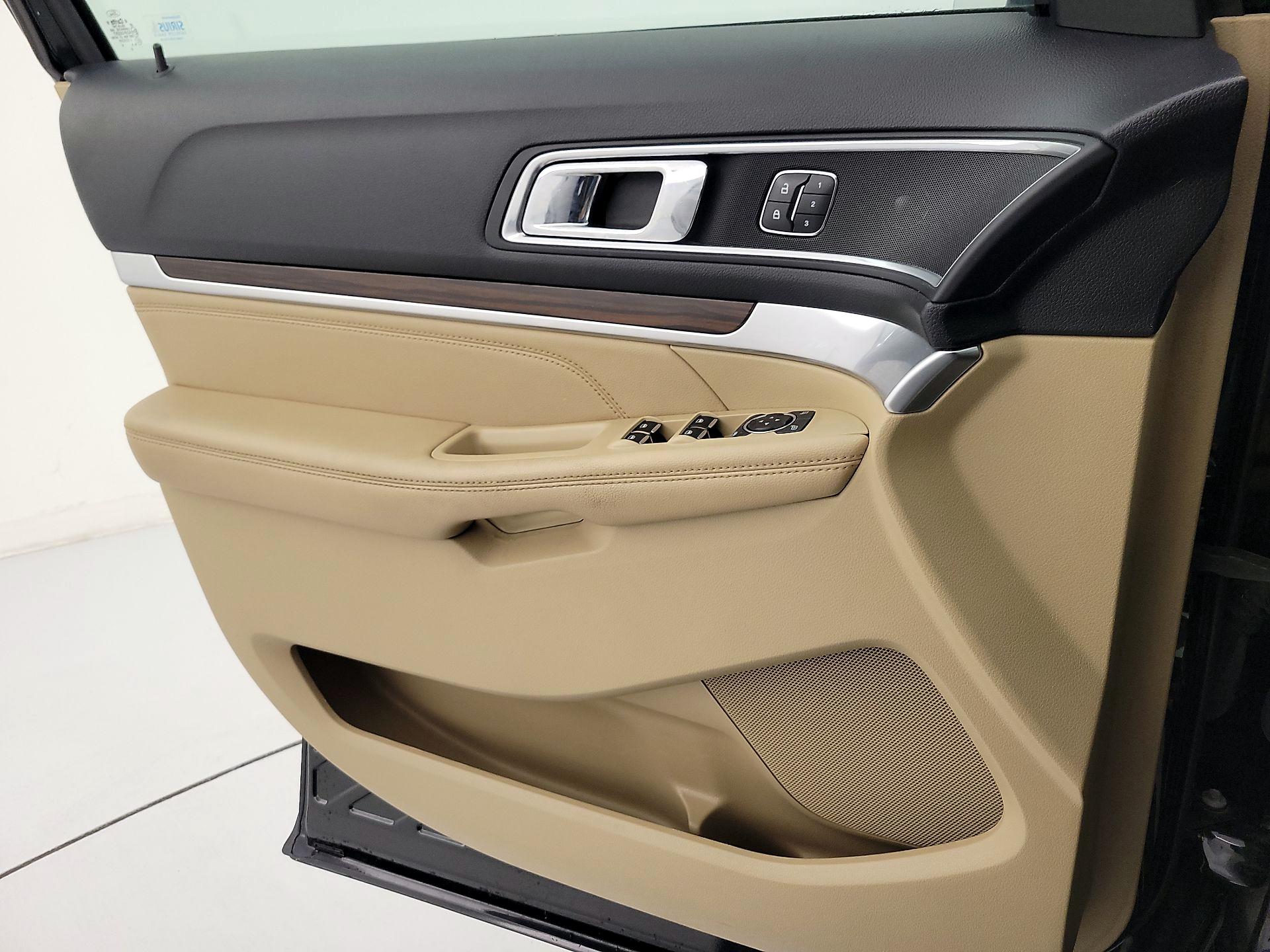 Thumbnail: 2017 Ford Explorer - 12