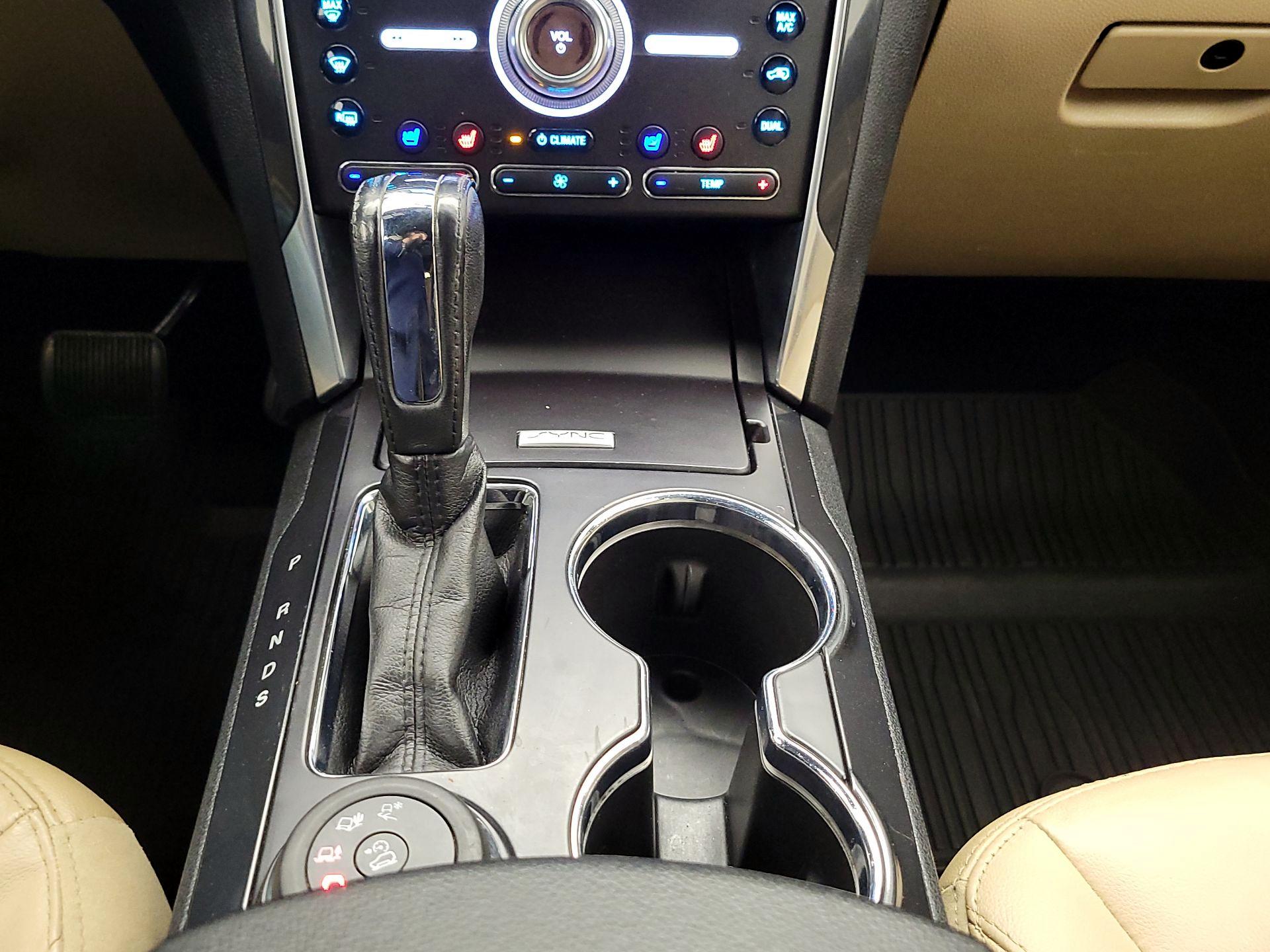 Thumbnail: 2017 Ford Explorer - 18