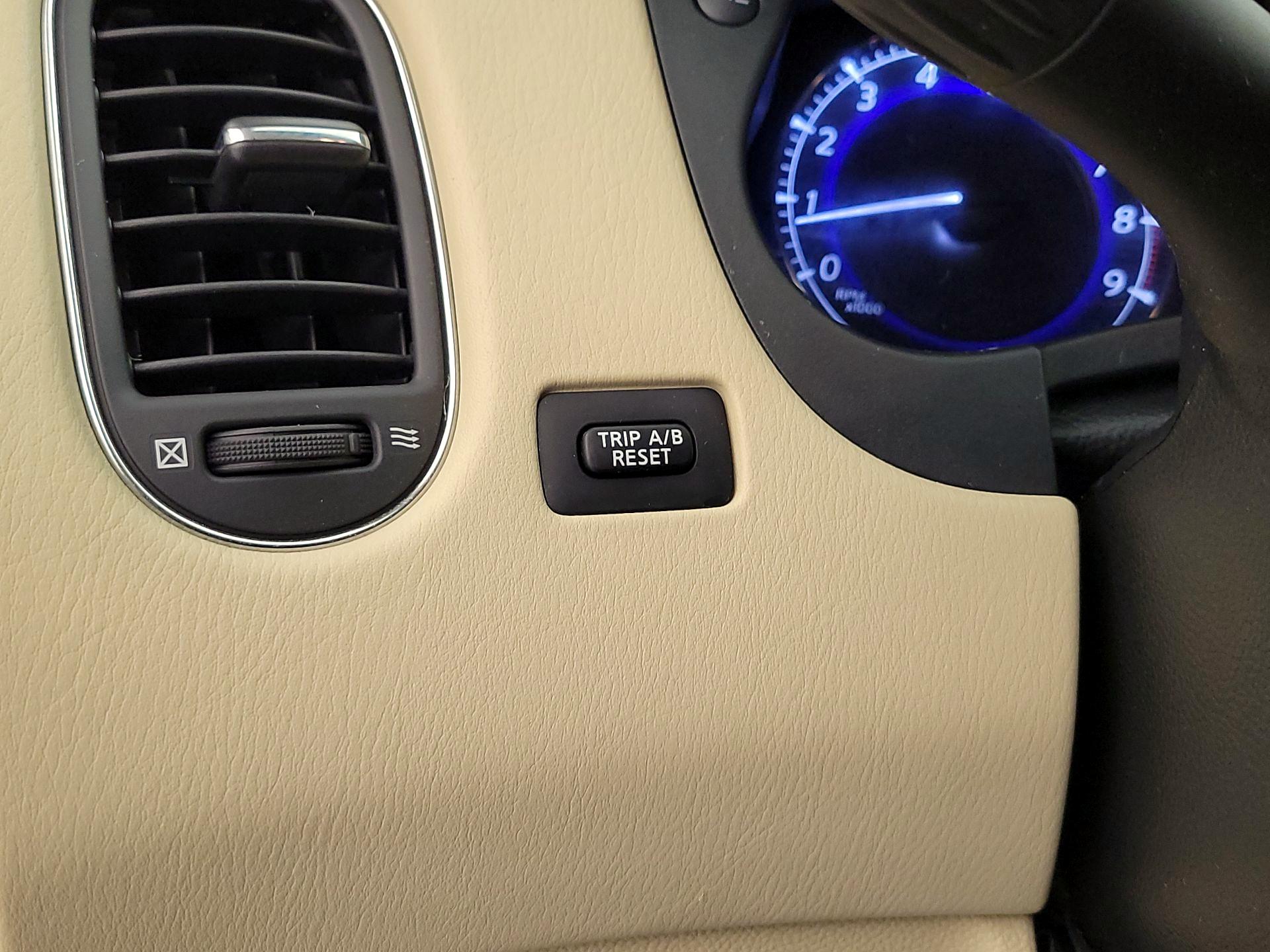 Thumbnail: 2017 INFINITI QX50 - 13