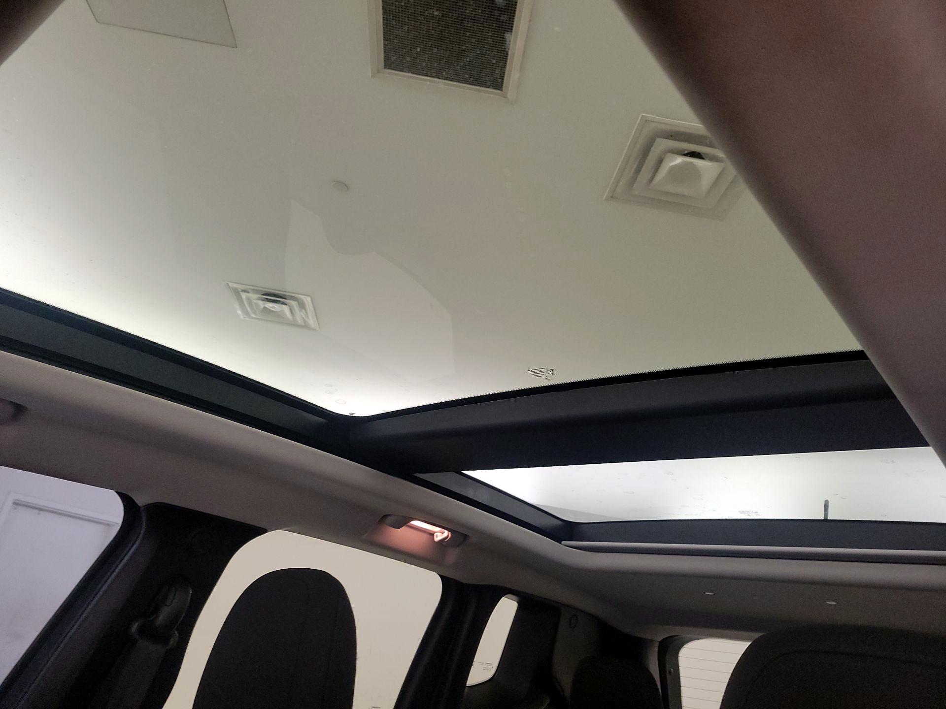 Thumbnail: 2023 Jeep Renegade - 20