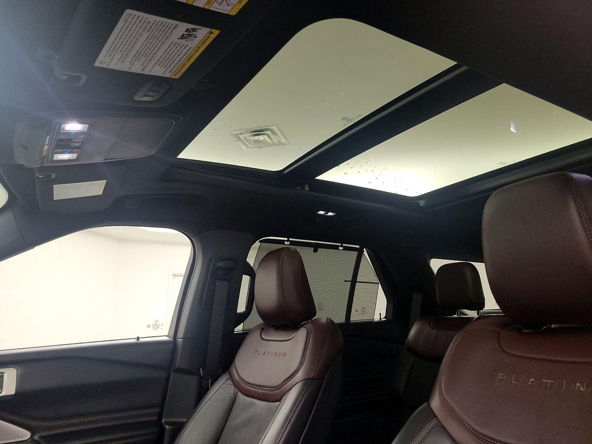 Thumbnail: 2020 Ford Explorer - 20