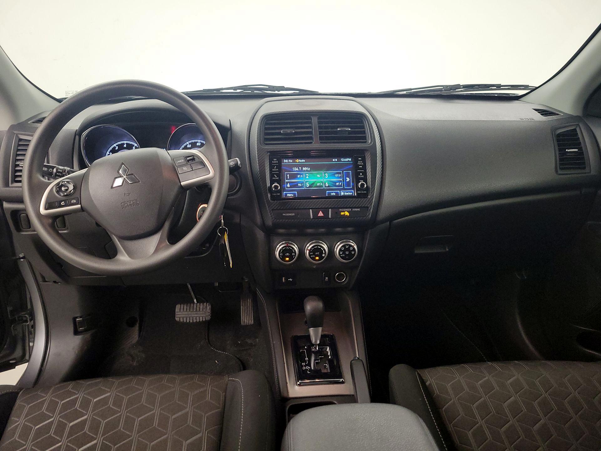 Thumbnail: 2024 Mitsubishi Outlander Sport - 9