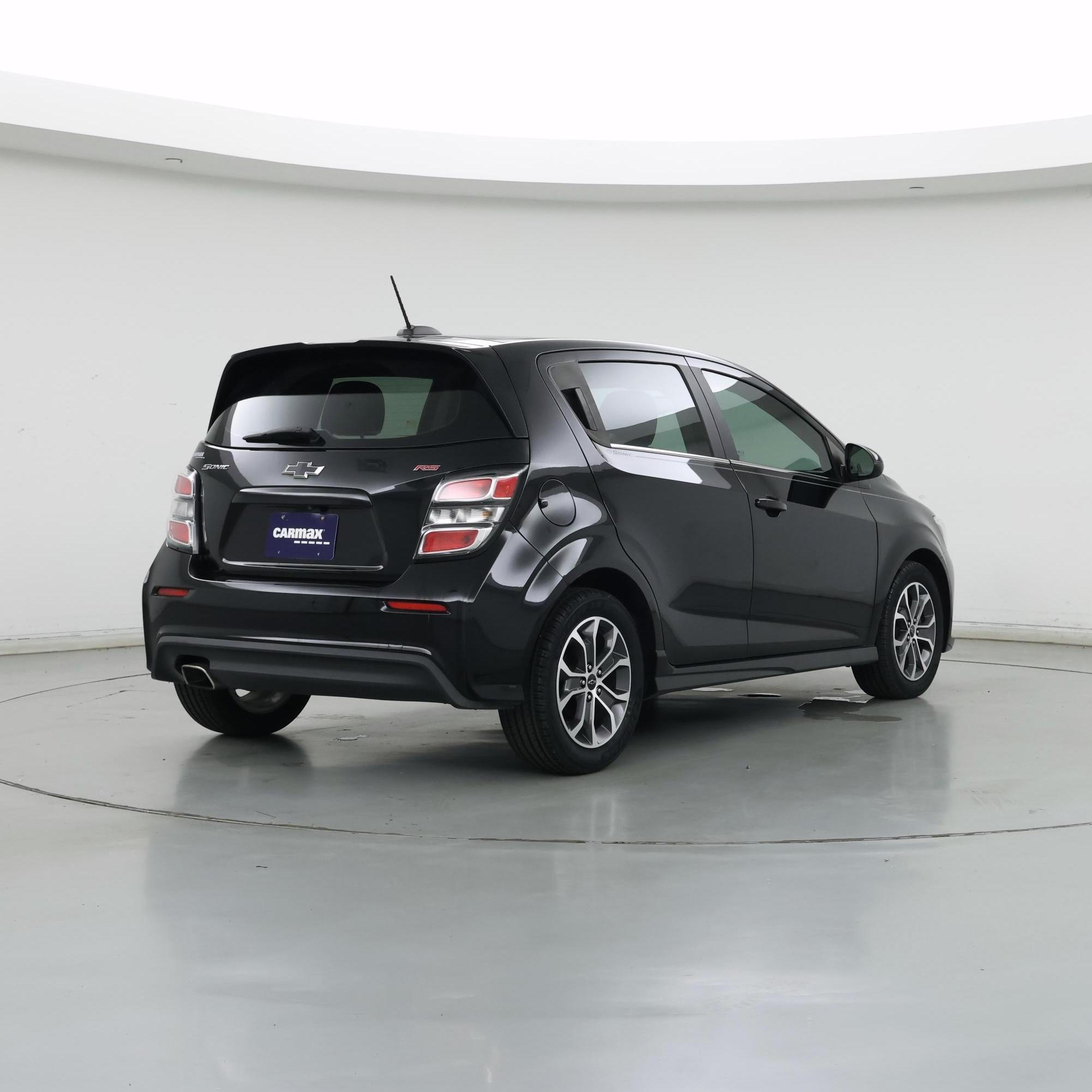 Thumbnail: 2020 Chevrolet Sonic - 8
