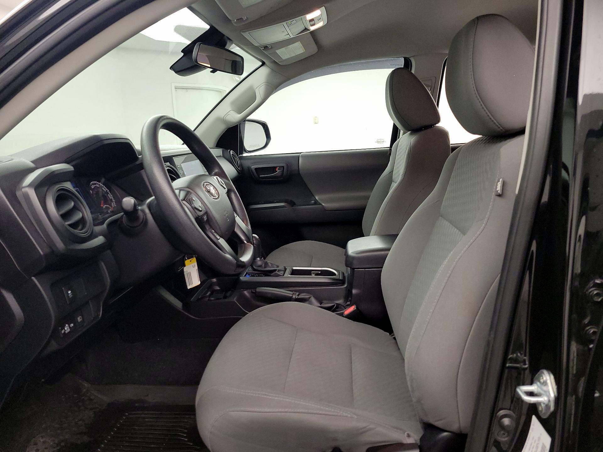 Thumbnail: 2022 Toyota Tacoma - 11