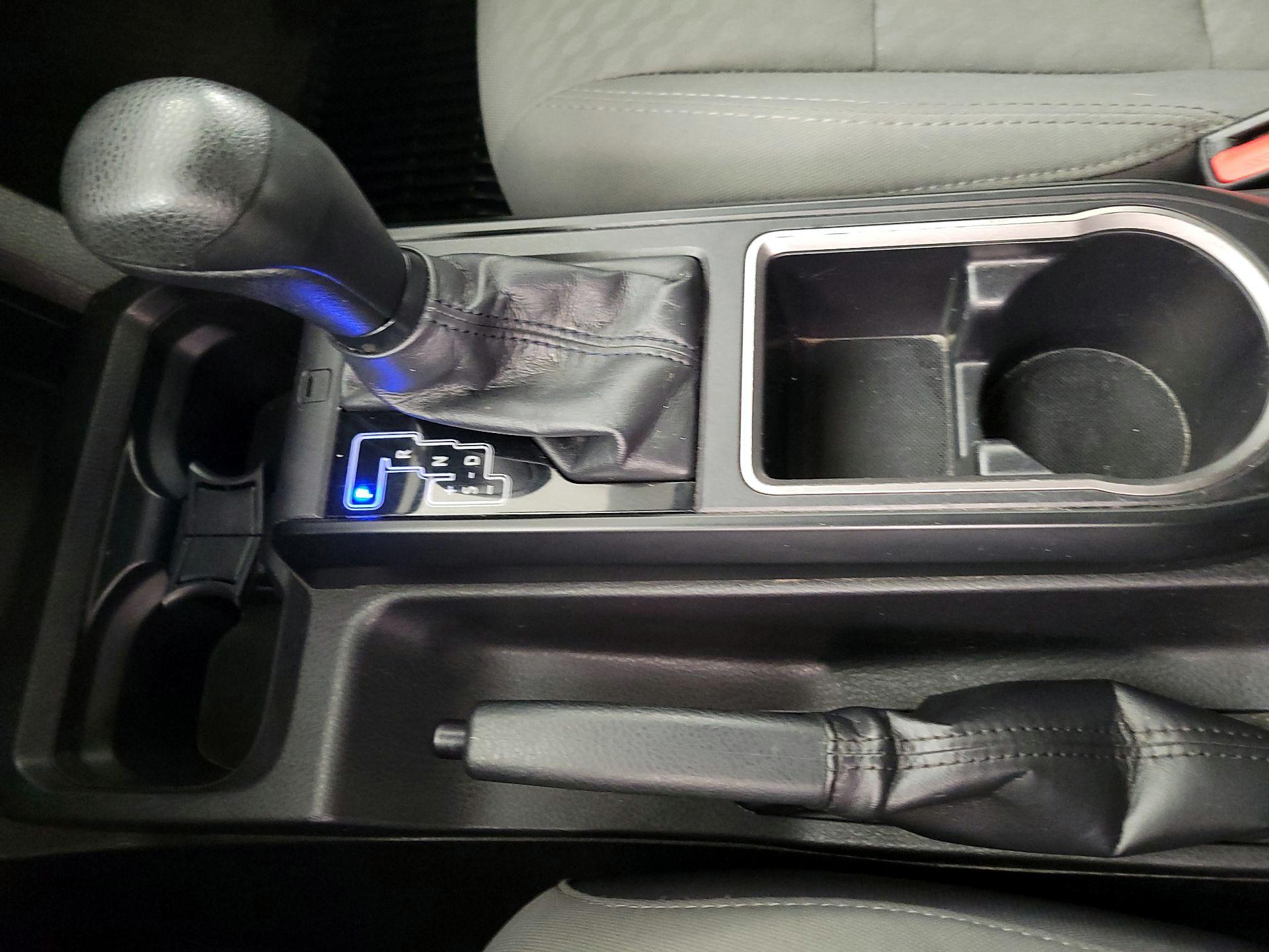 Thumbnail: 2022 Toyota Tacoma - 17