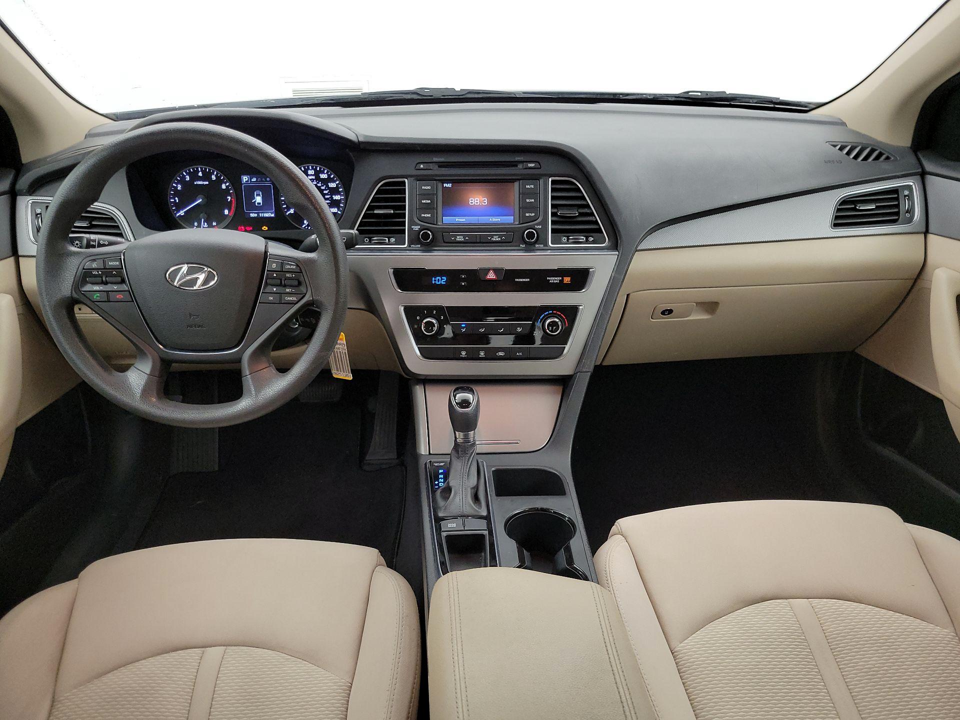 Thumbnail: 2015 Hyundai Sonata - 9