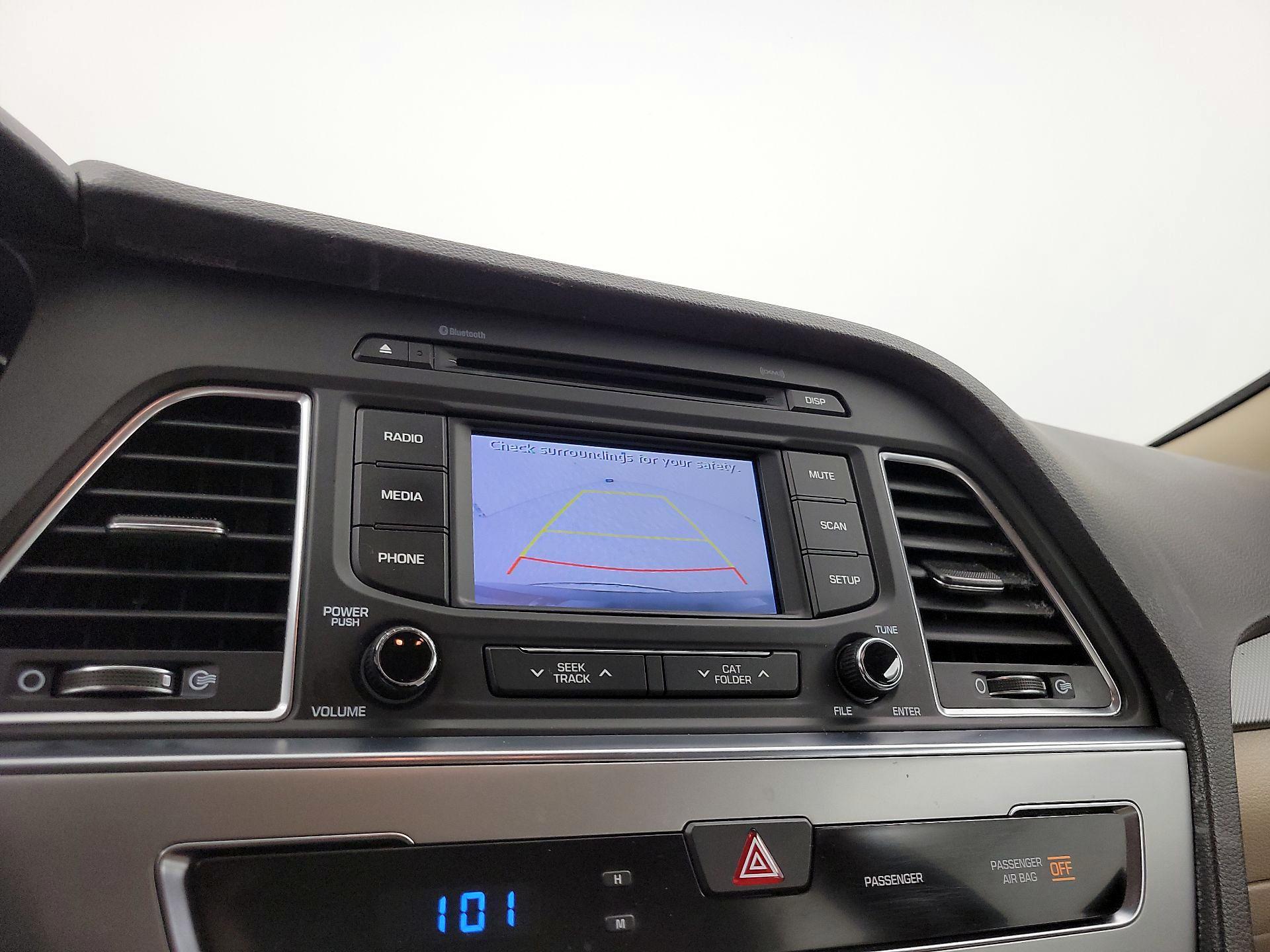 Thumbnail: 2015 Hyundai Sonata - 14