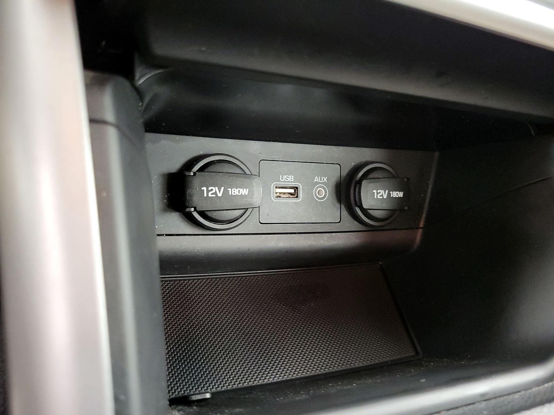 Thumbnail: 2015 Hyundai Sonata - 18