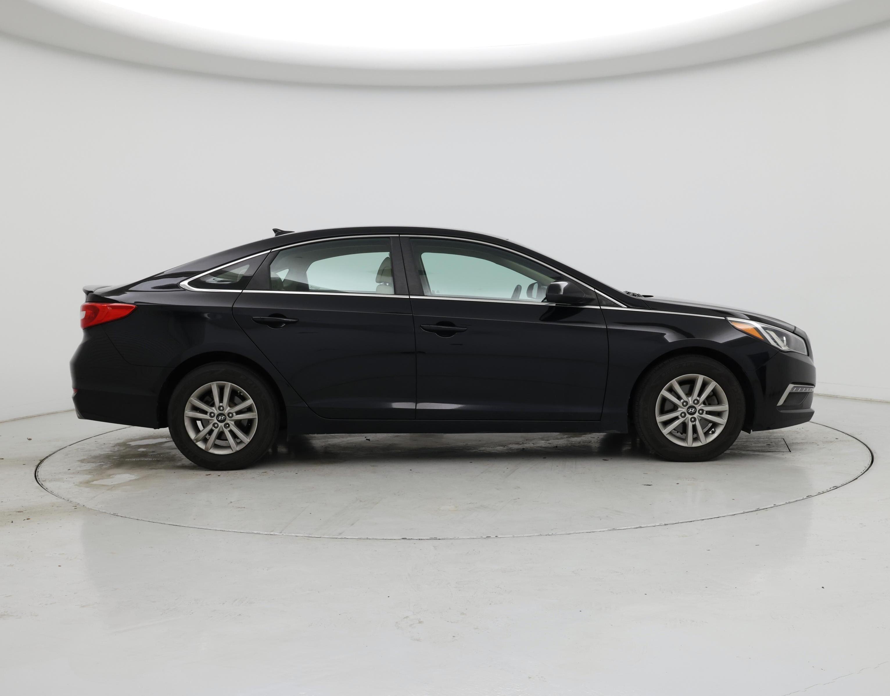 Thumbnail: 2015 Hyundai Sonata - 7