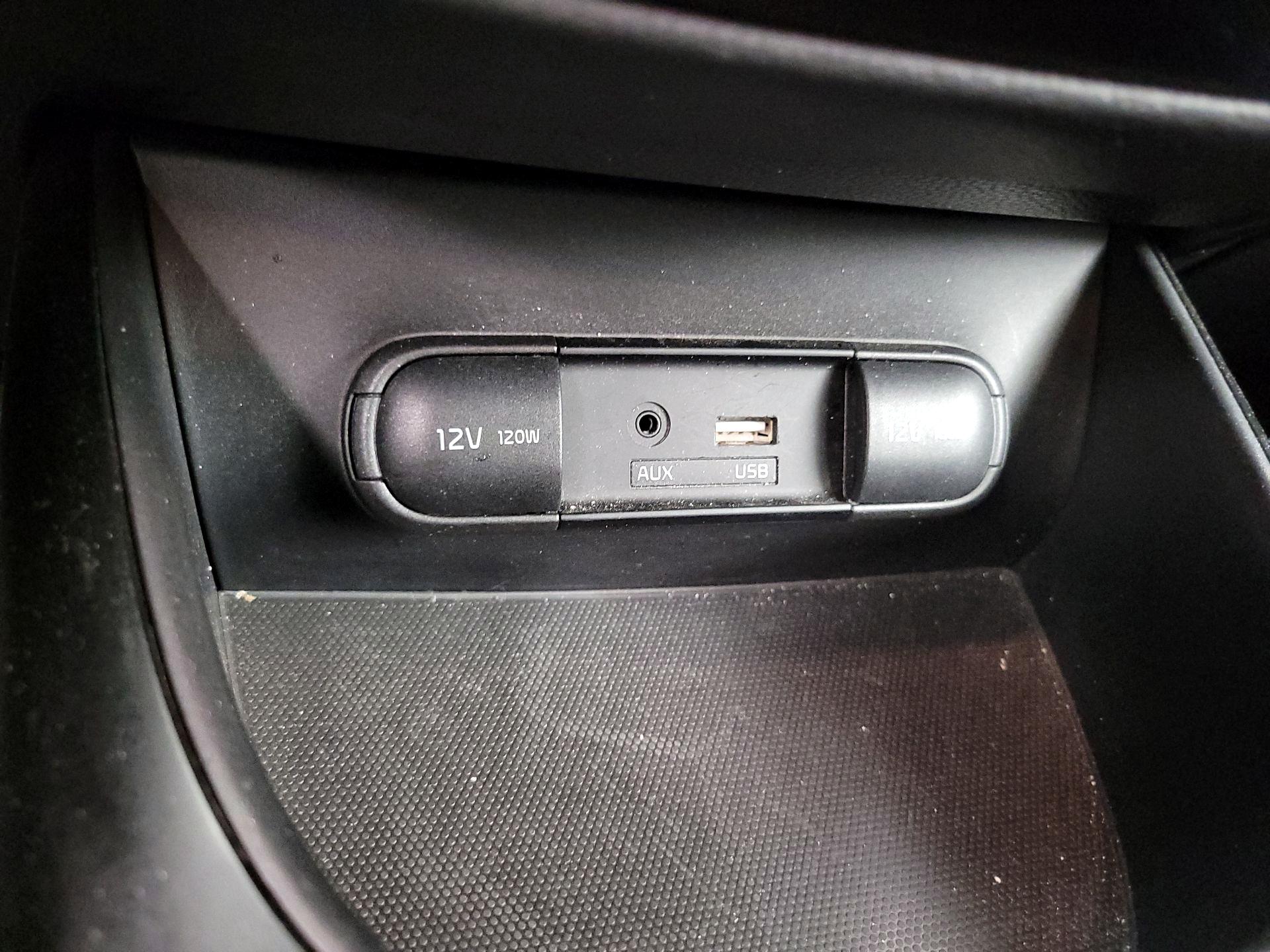 Thumbnail: 2018 Kia Soul - 17